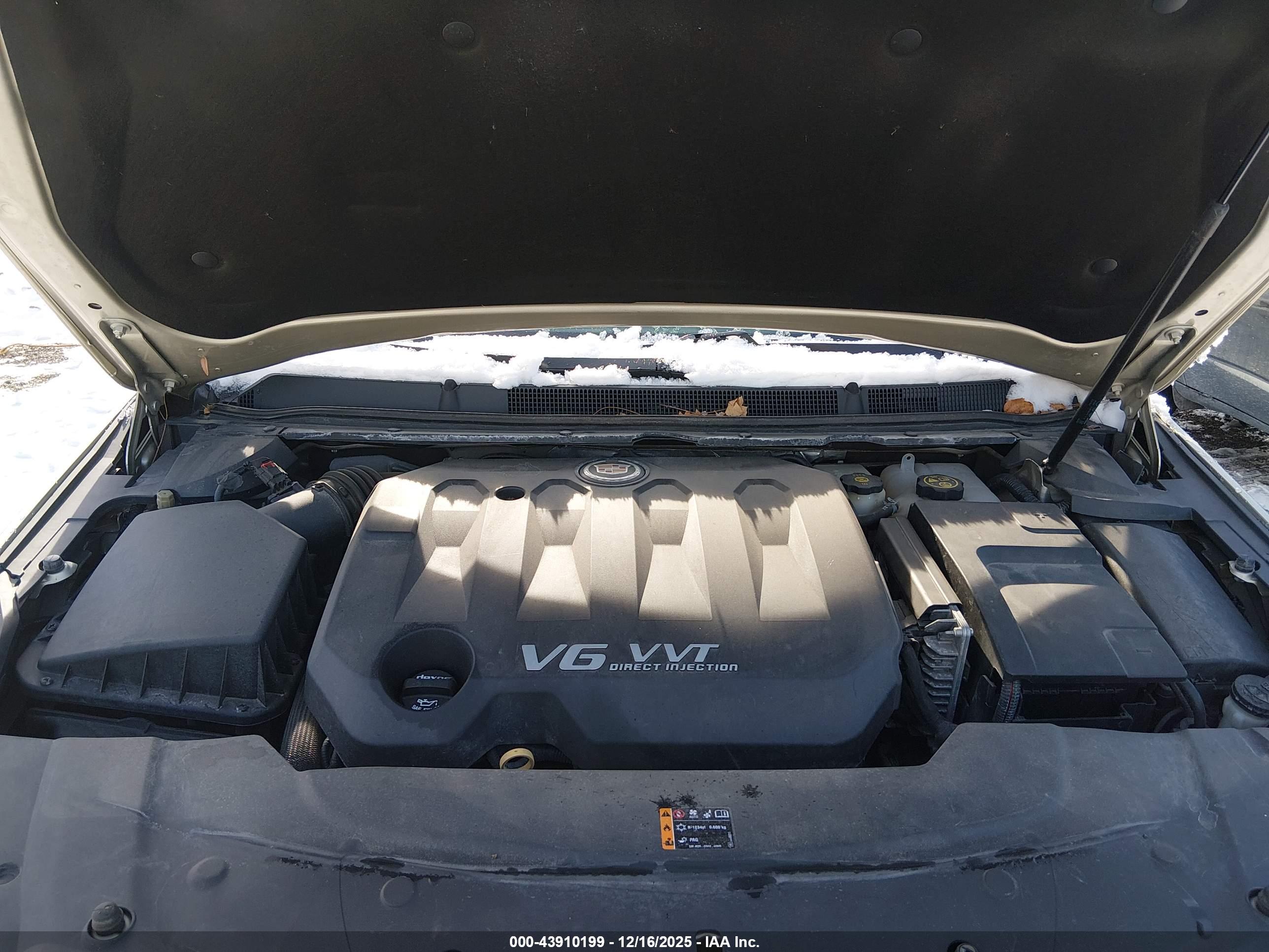 CADILLAC XTS image 10
