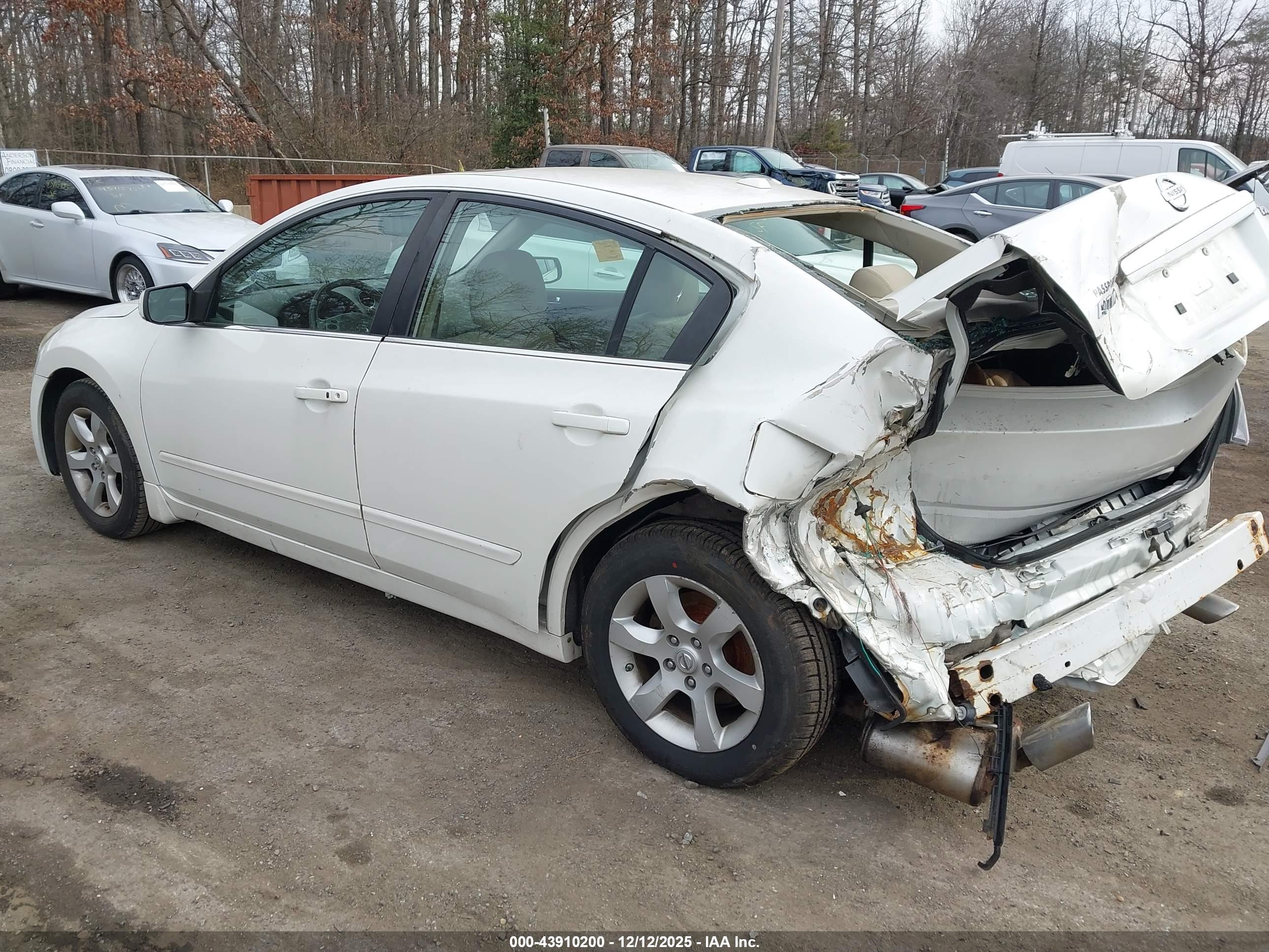 NISSAN ALTIMA image 3