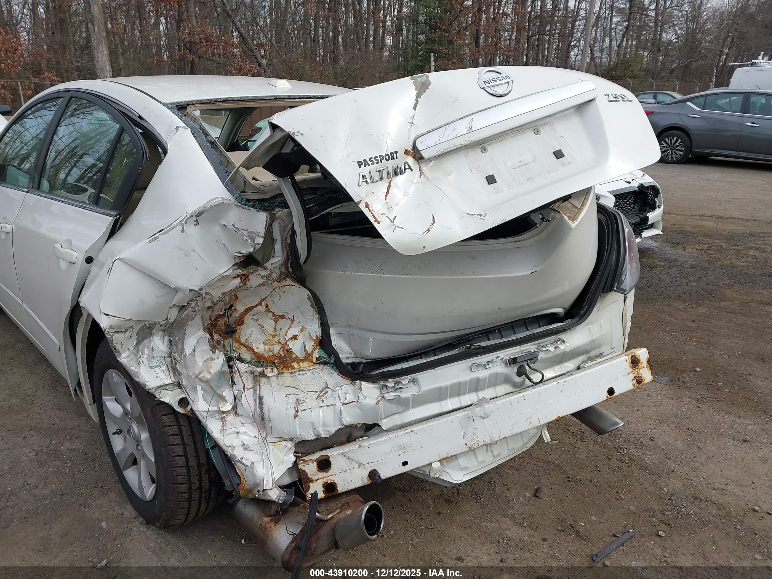 NISSAN ALTIMA image 6