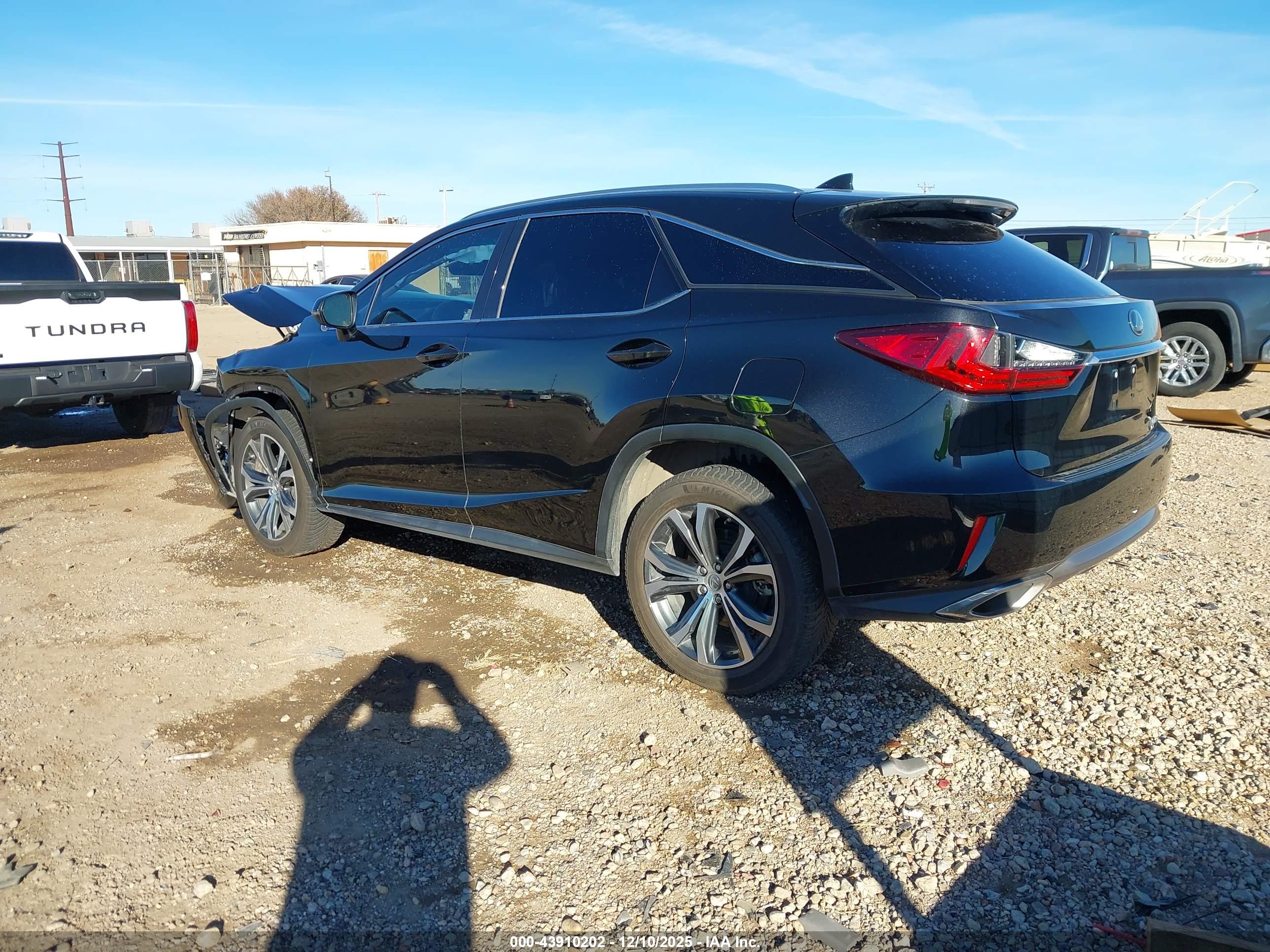 LEXUS RX image 3