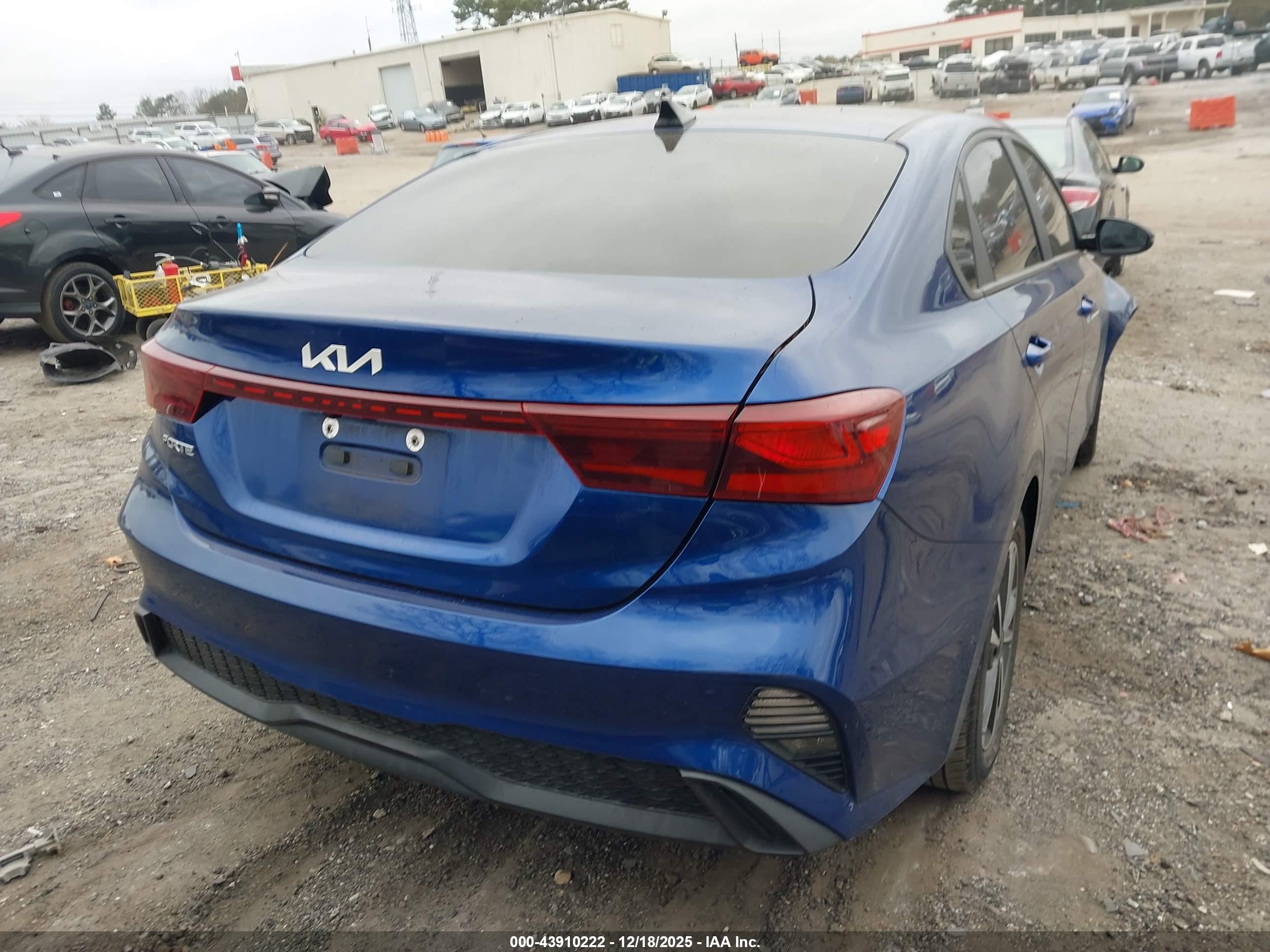KIA FORTE image 4