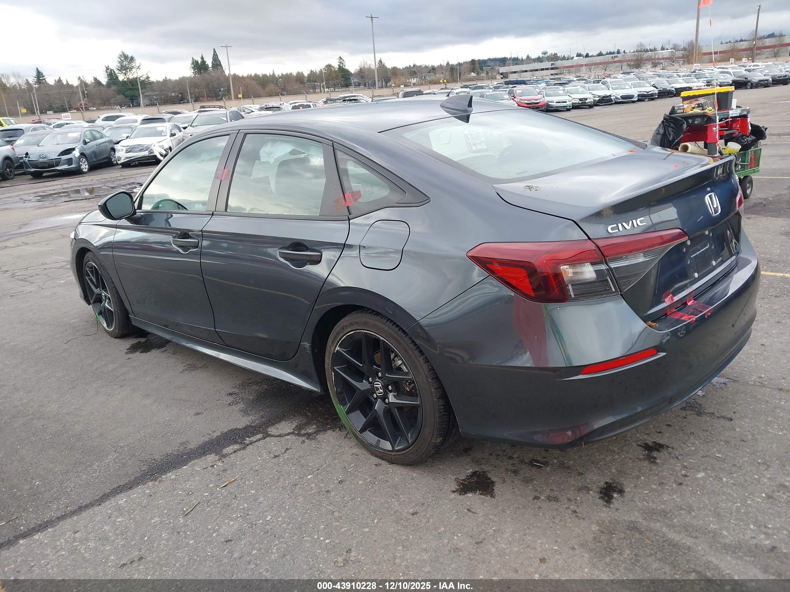 HONDA CIVIC image 3