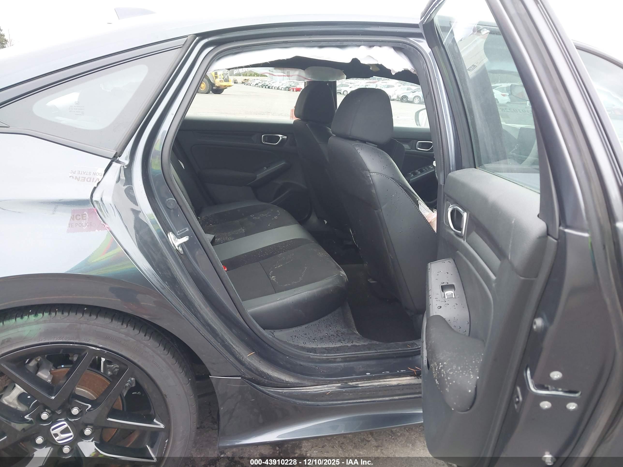 HONDA CIVIC image 8