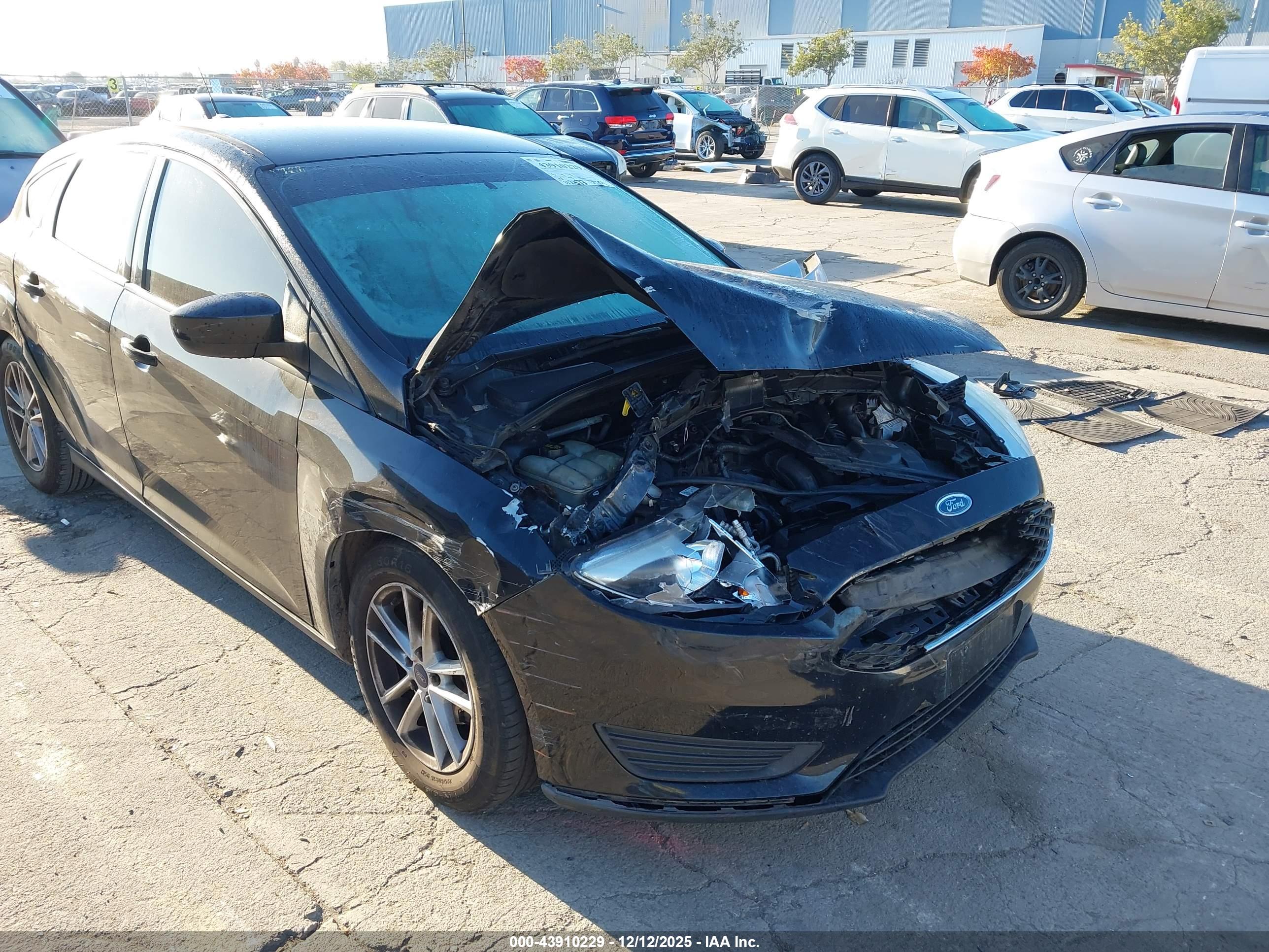FORD FOCUS image 6