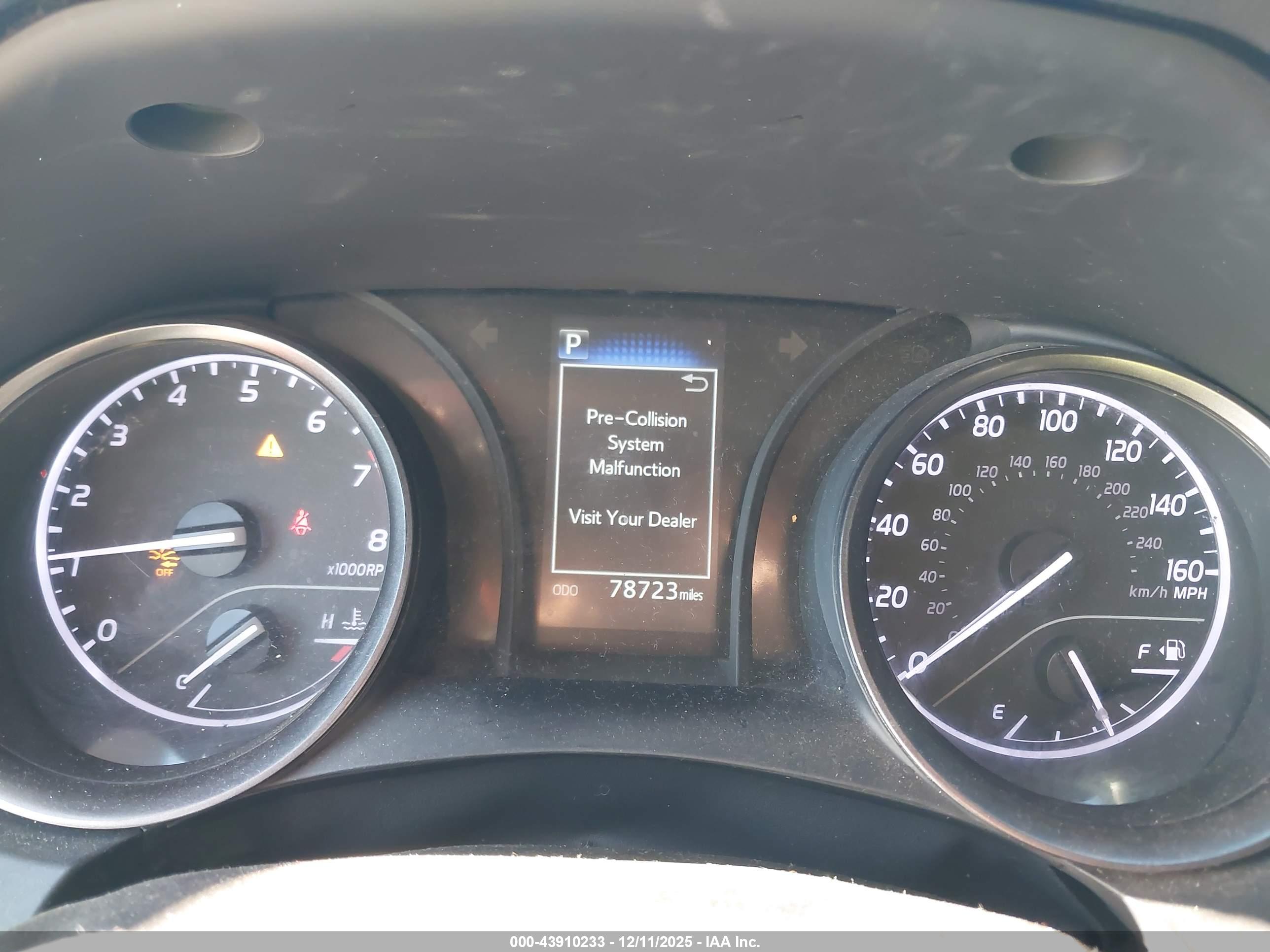 TOYOTA CAMRY image 7