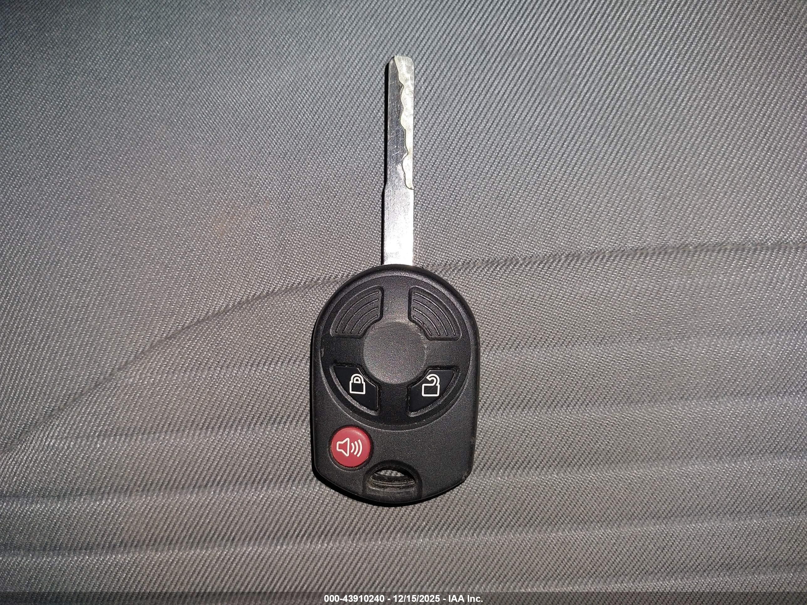 FORD ESCAPE image 11