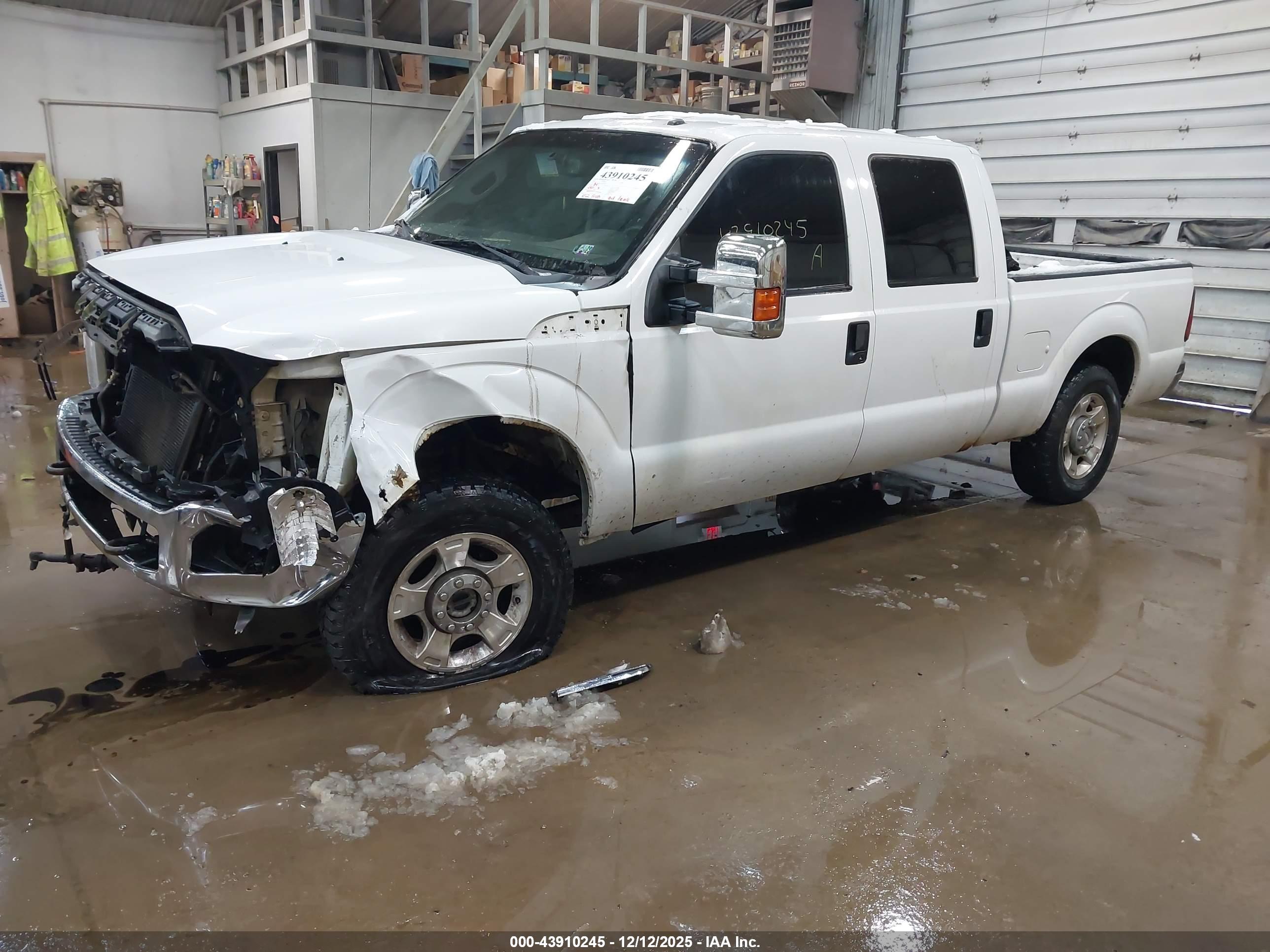 FORD F-250 image 2