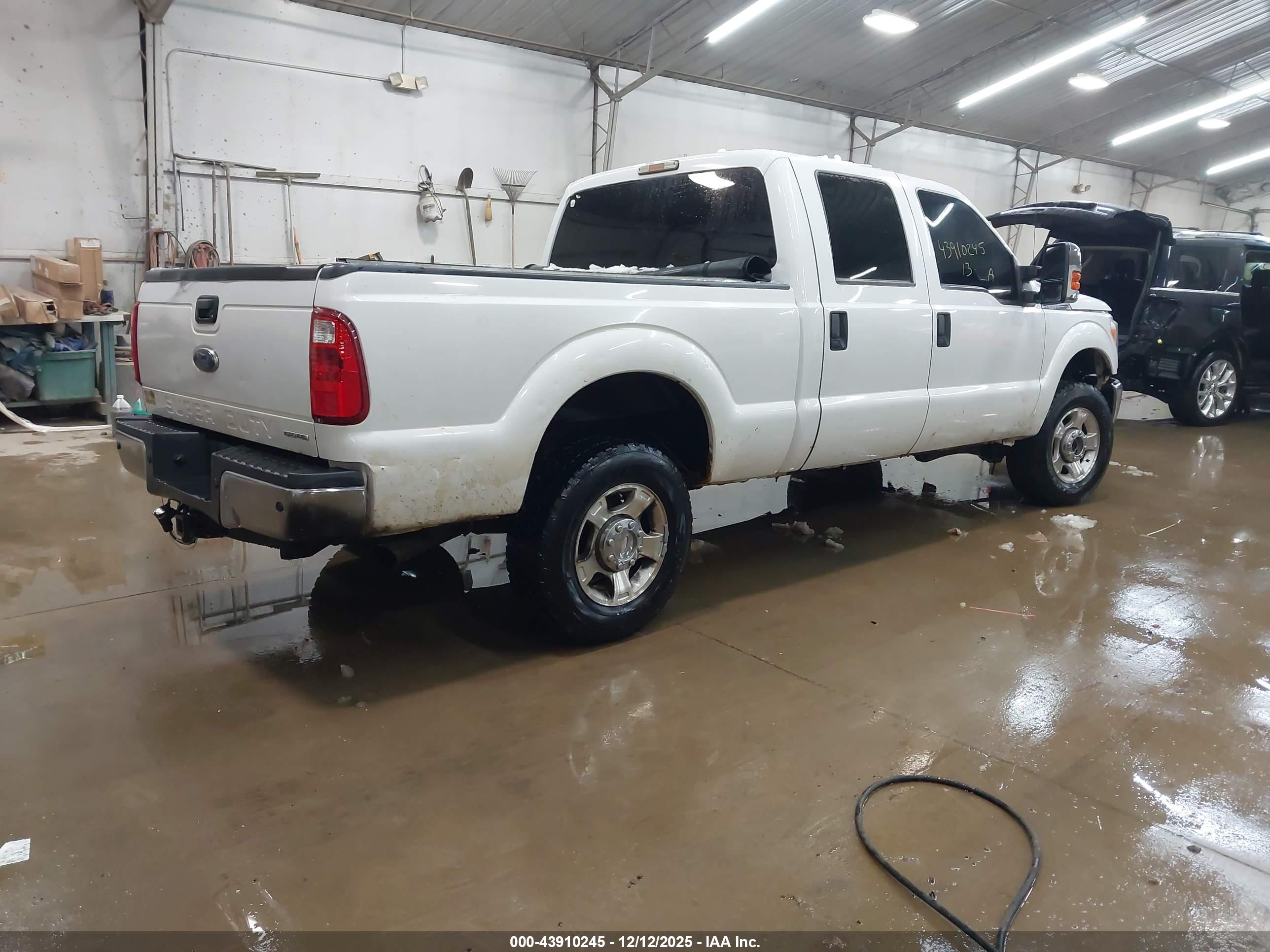FORD F-250 image 4