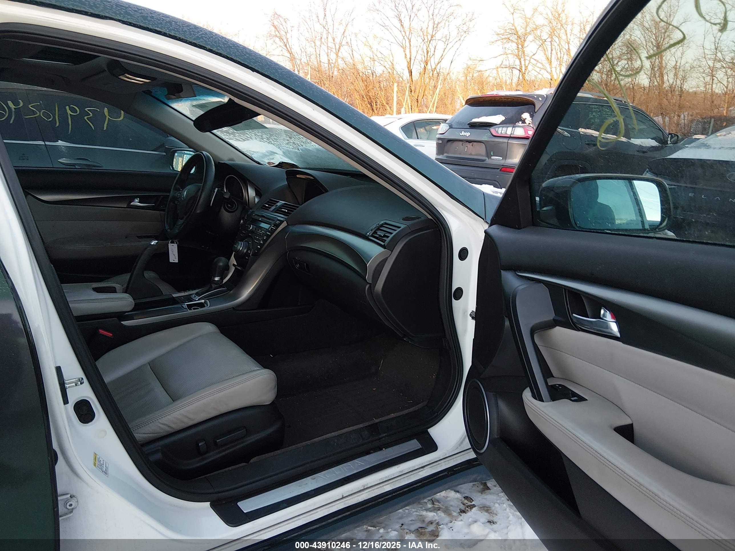 ACURA TL image 5