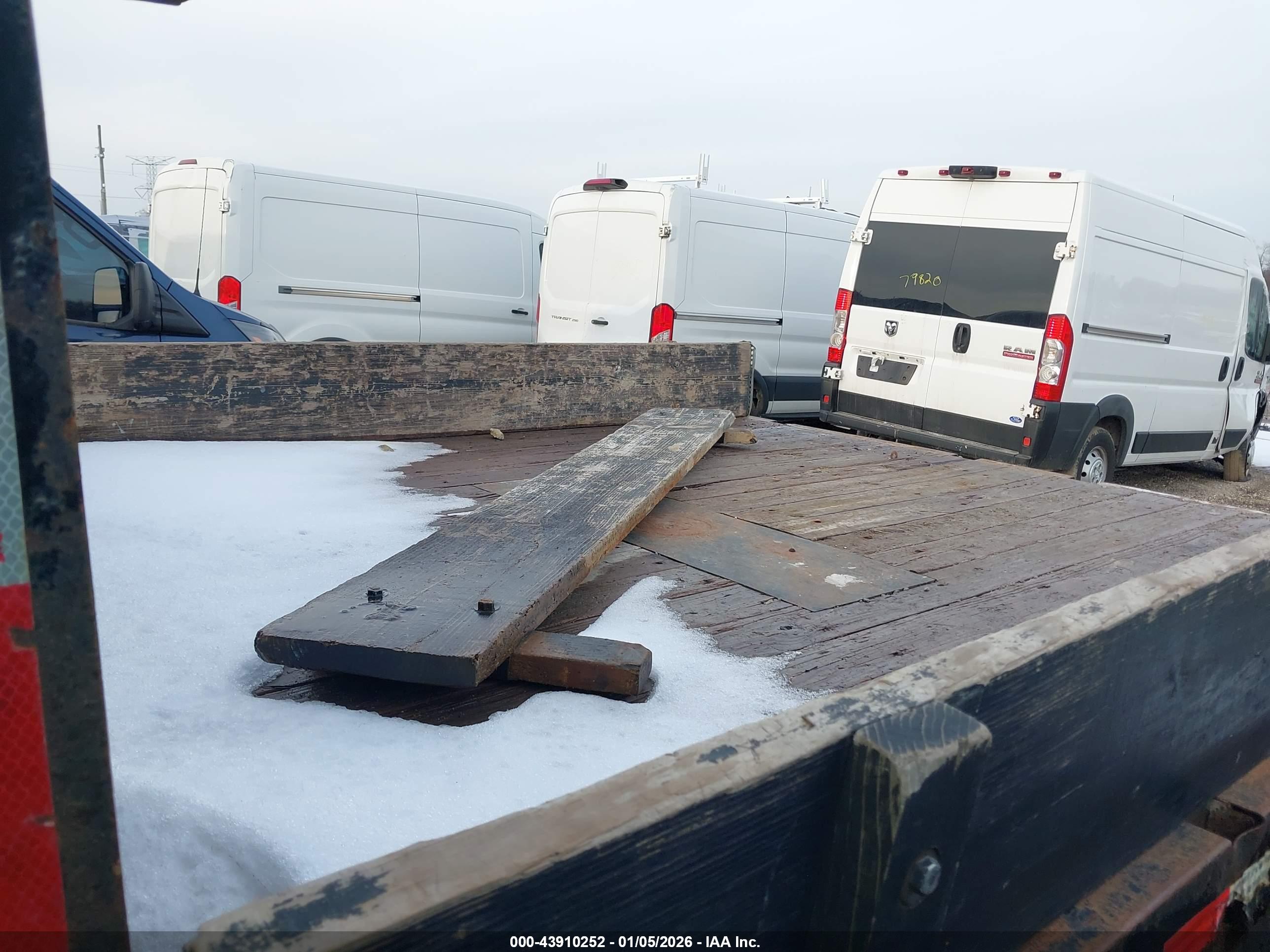 FORD F-450 image 7
