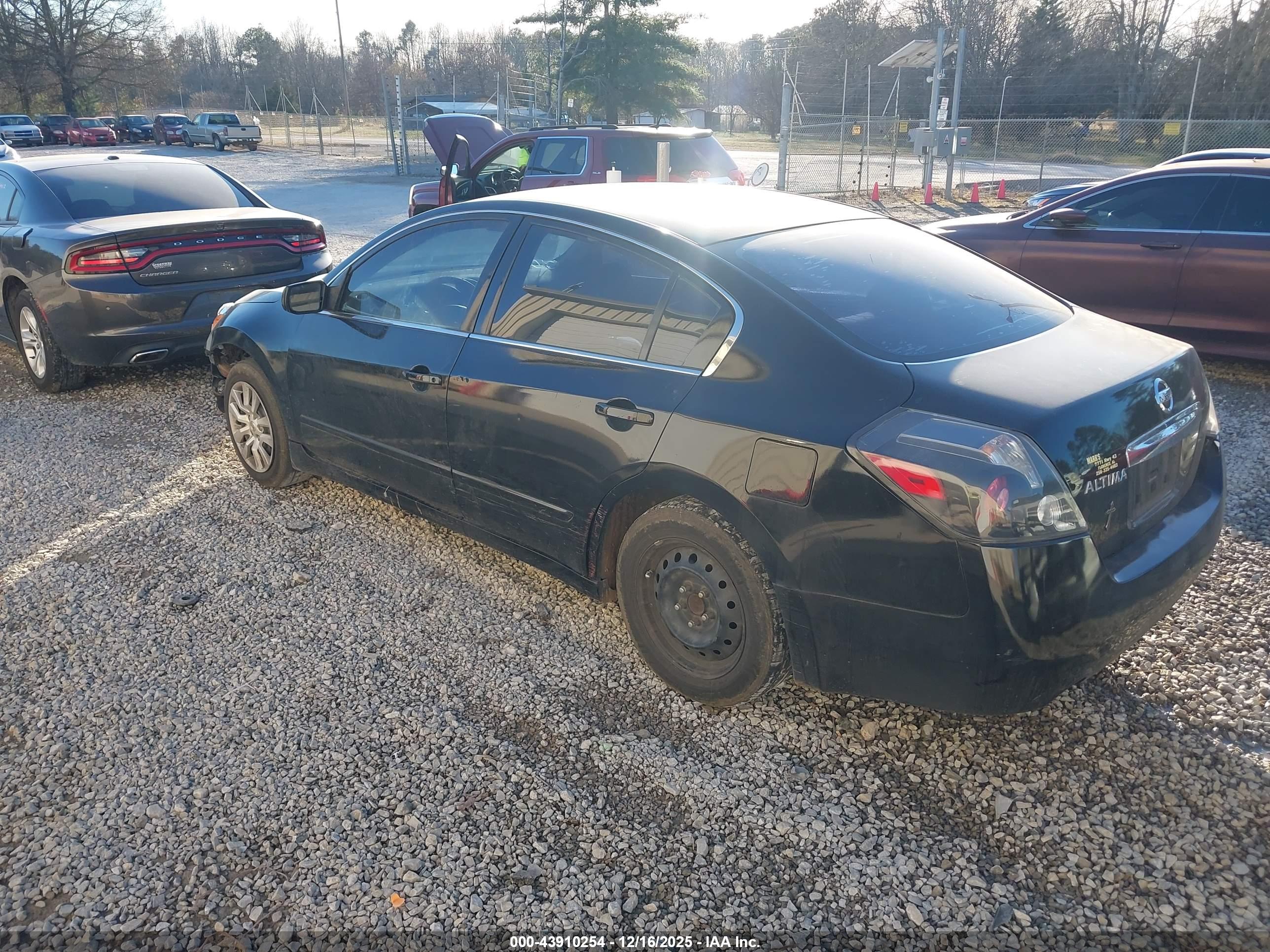 NISSAN ALTIMA image 3