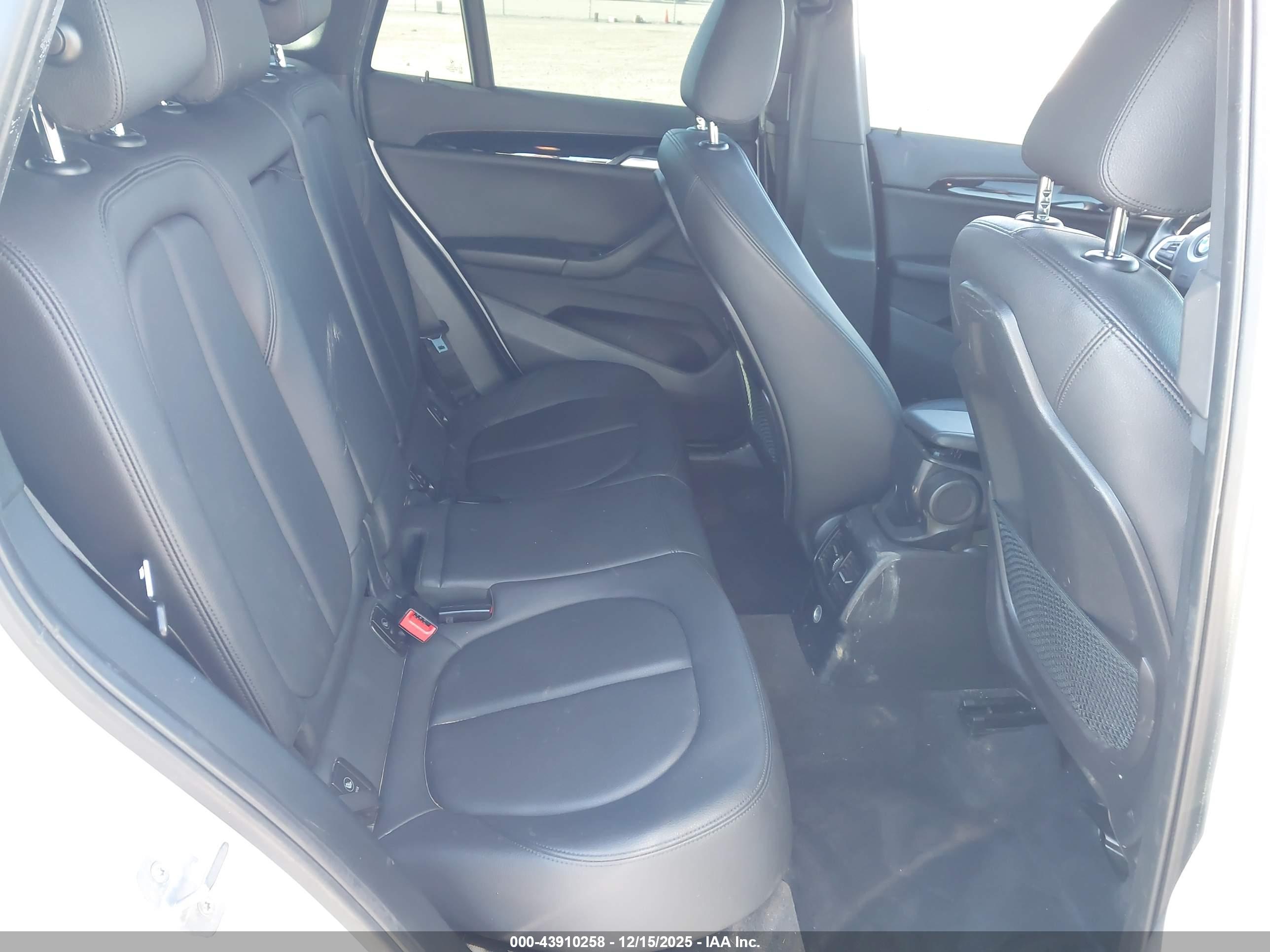 BMW X1 image 8