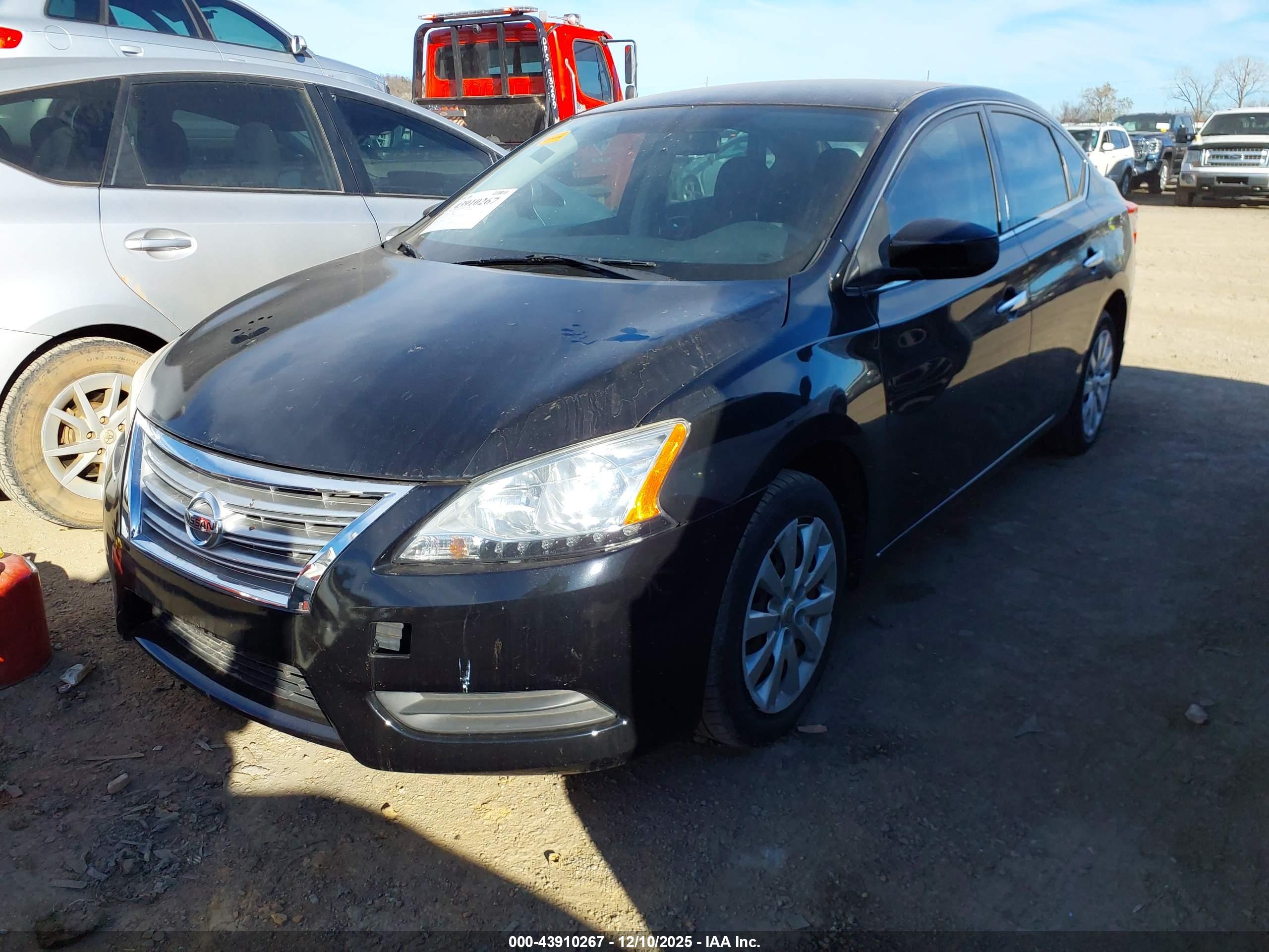 NISSAN SENTRA image 2