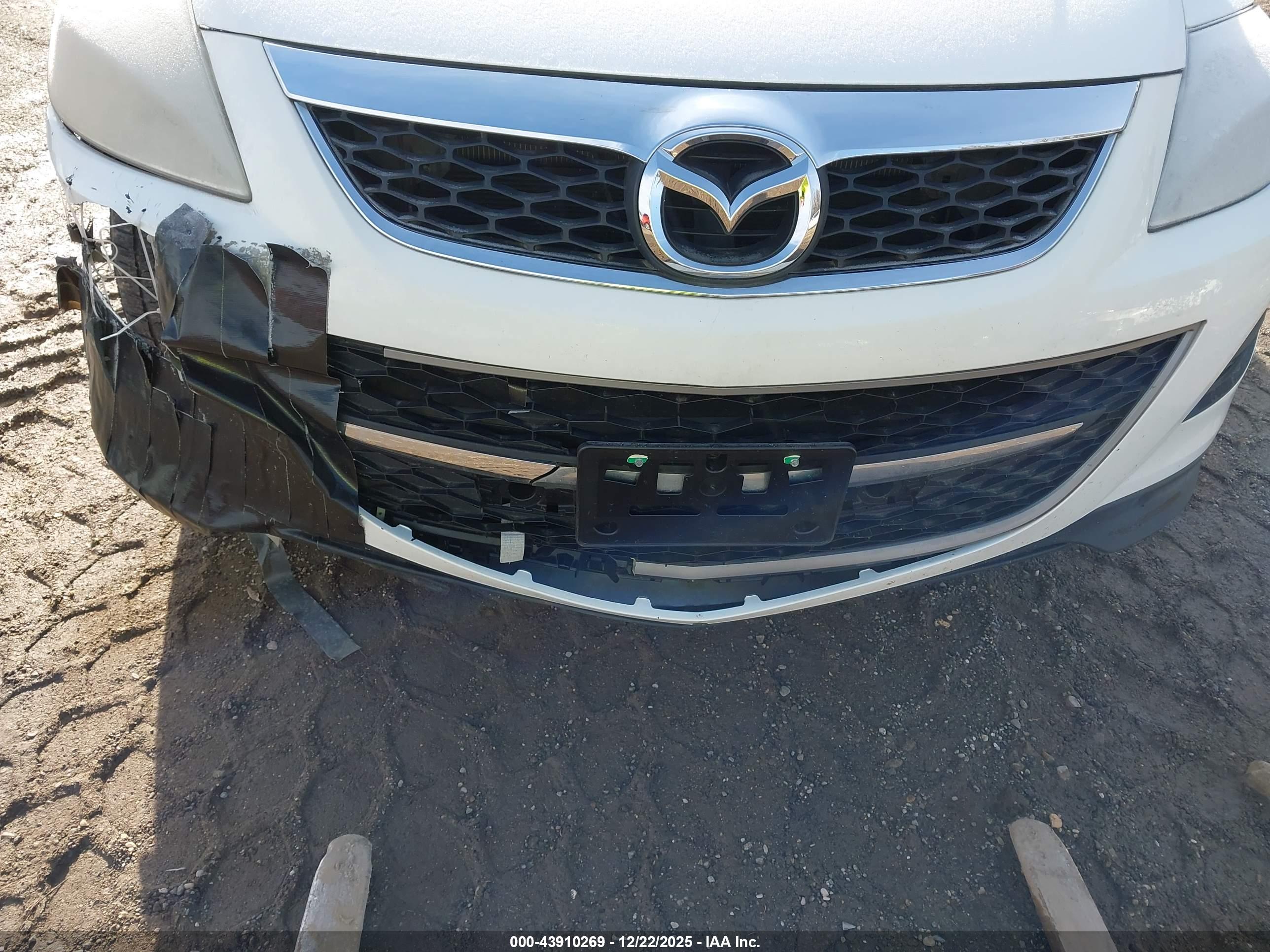 MAZDA CX-9 image 6