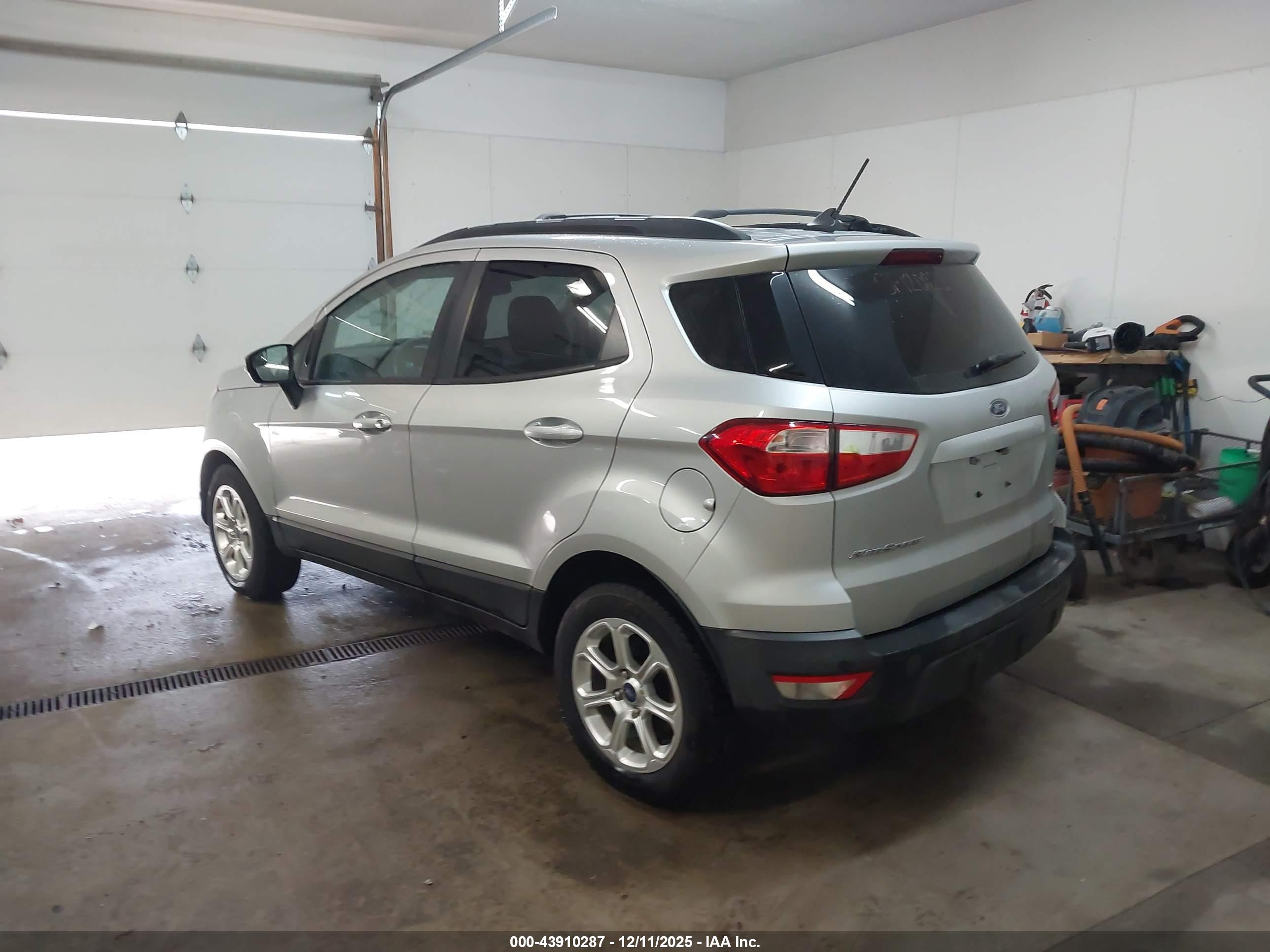 FORD ECOSPORT image 3