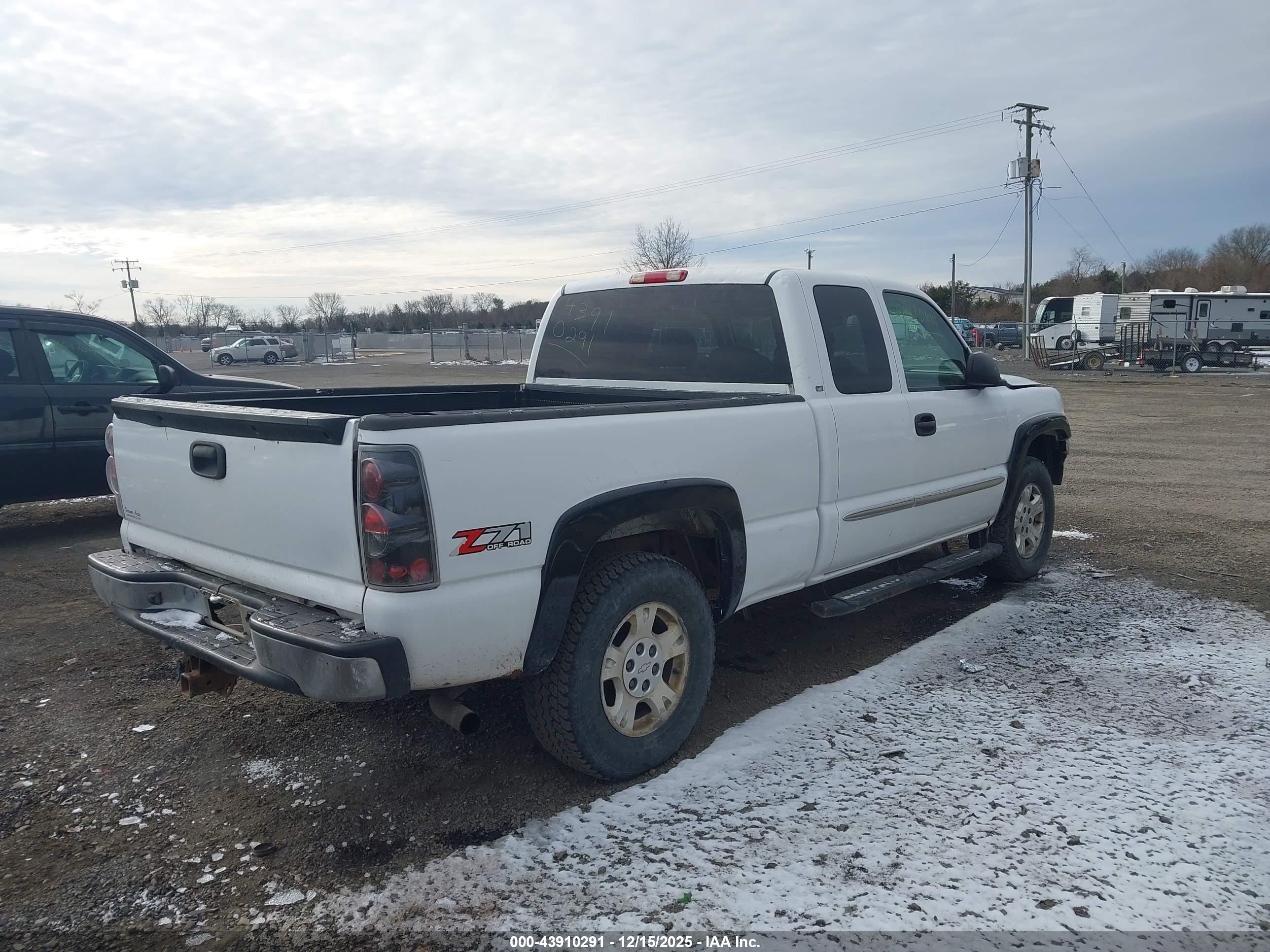 GMC SIERRA image 4