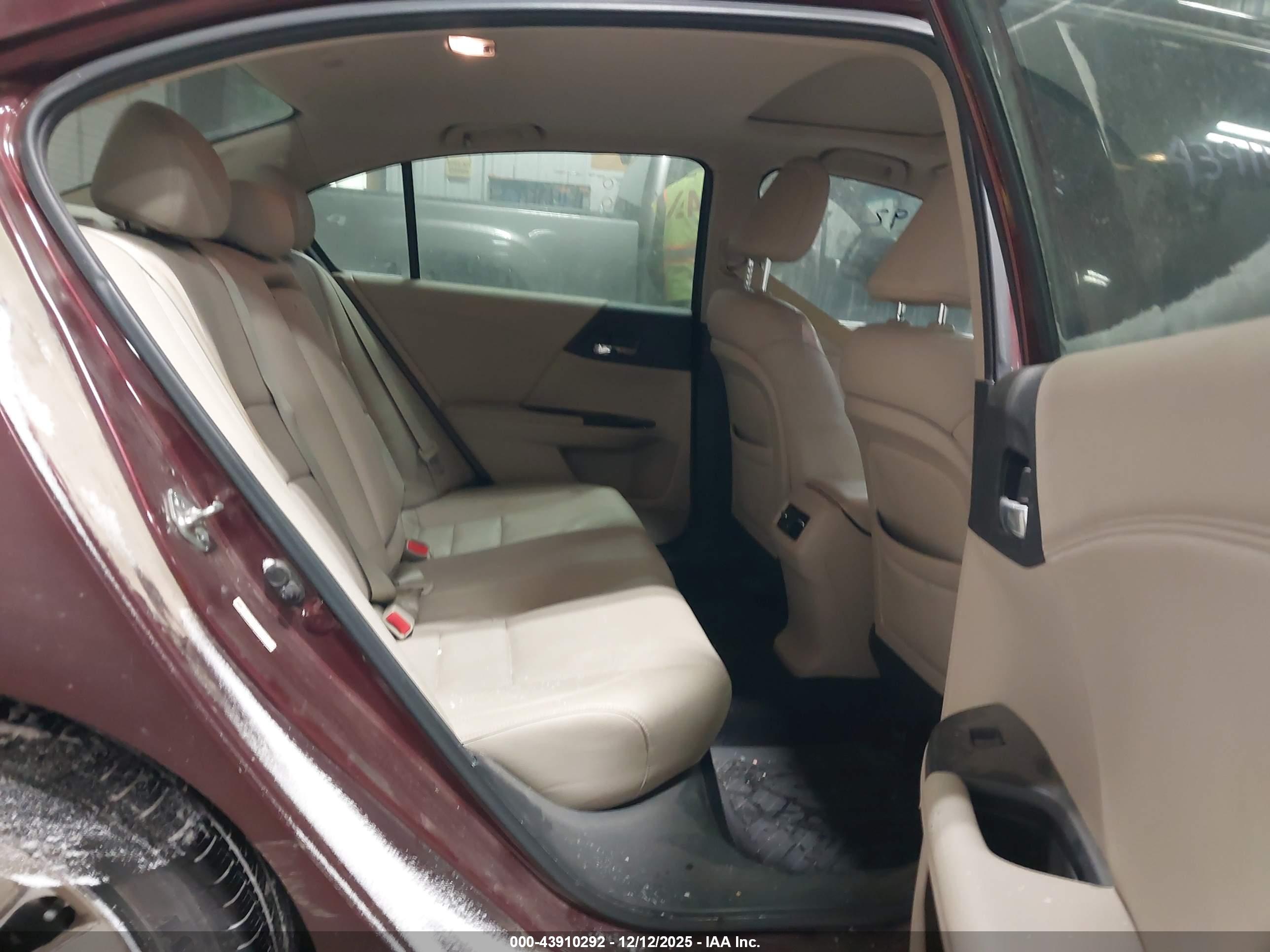HONDA ACCORD image 8