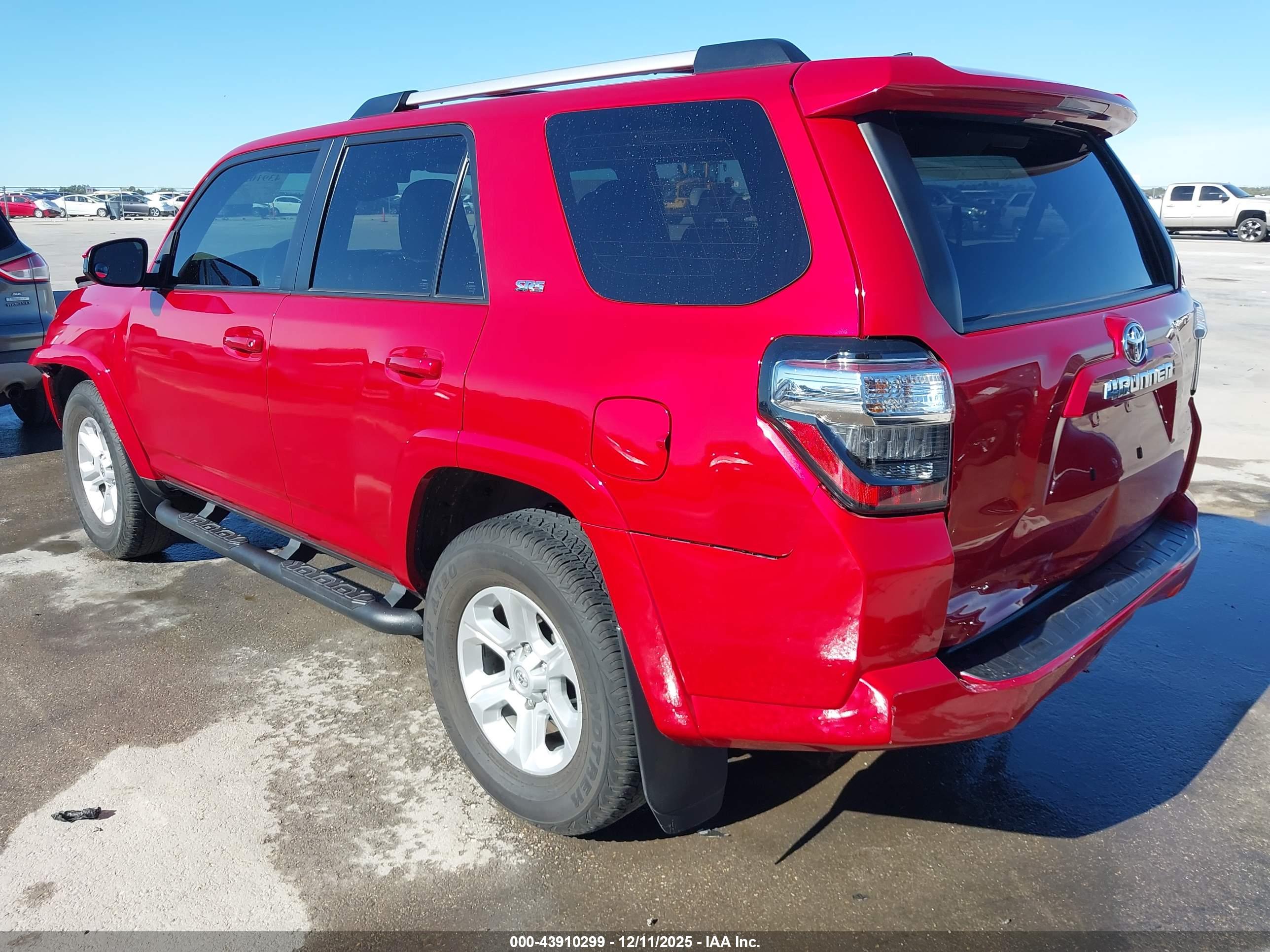 TOYOTA 4RUNNER image 3
