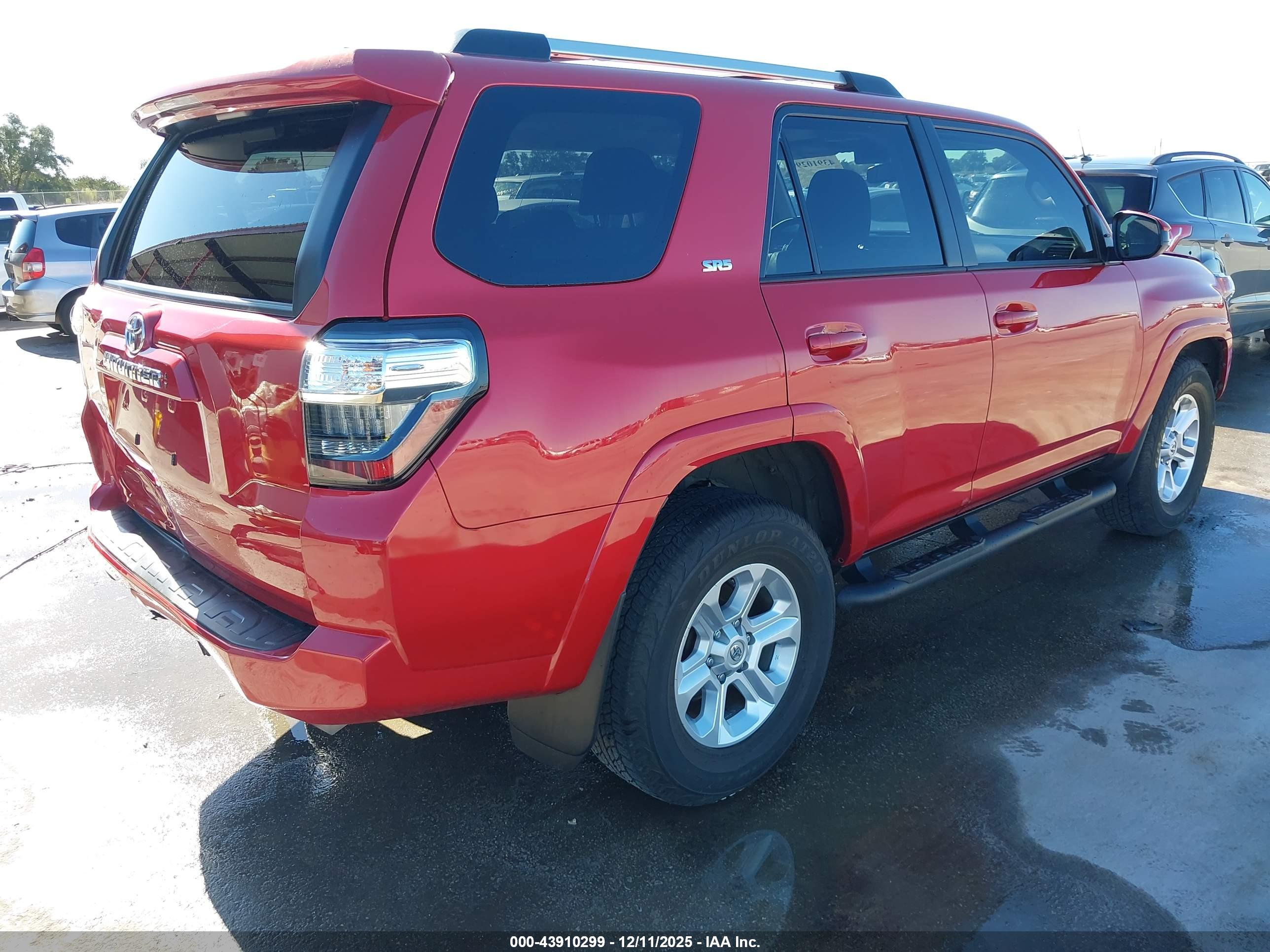 TOYOTA 4RUNNER image 4