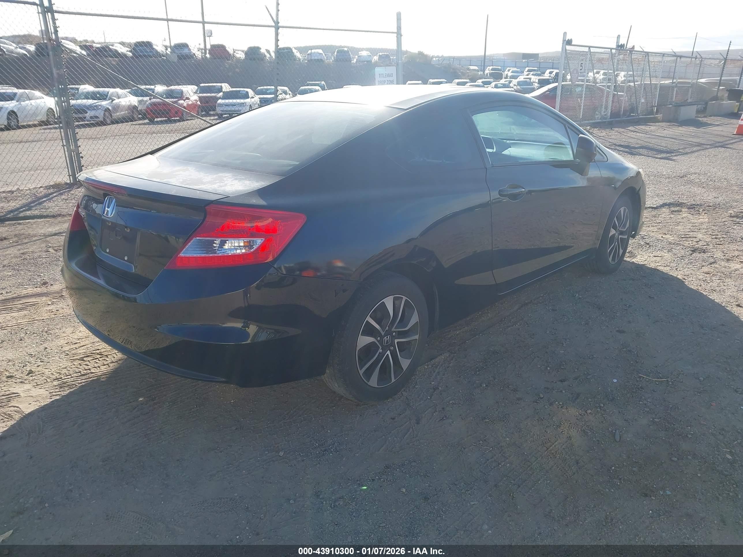 HONDA CIVIC image 4