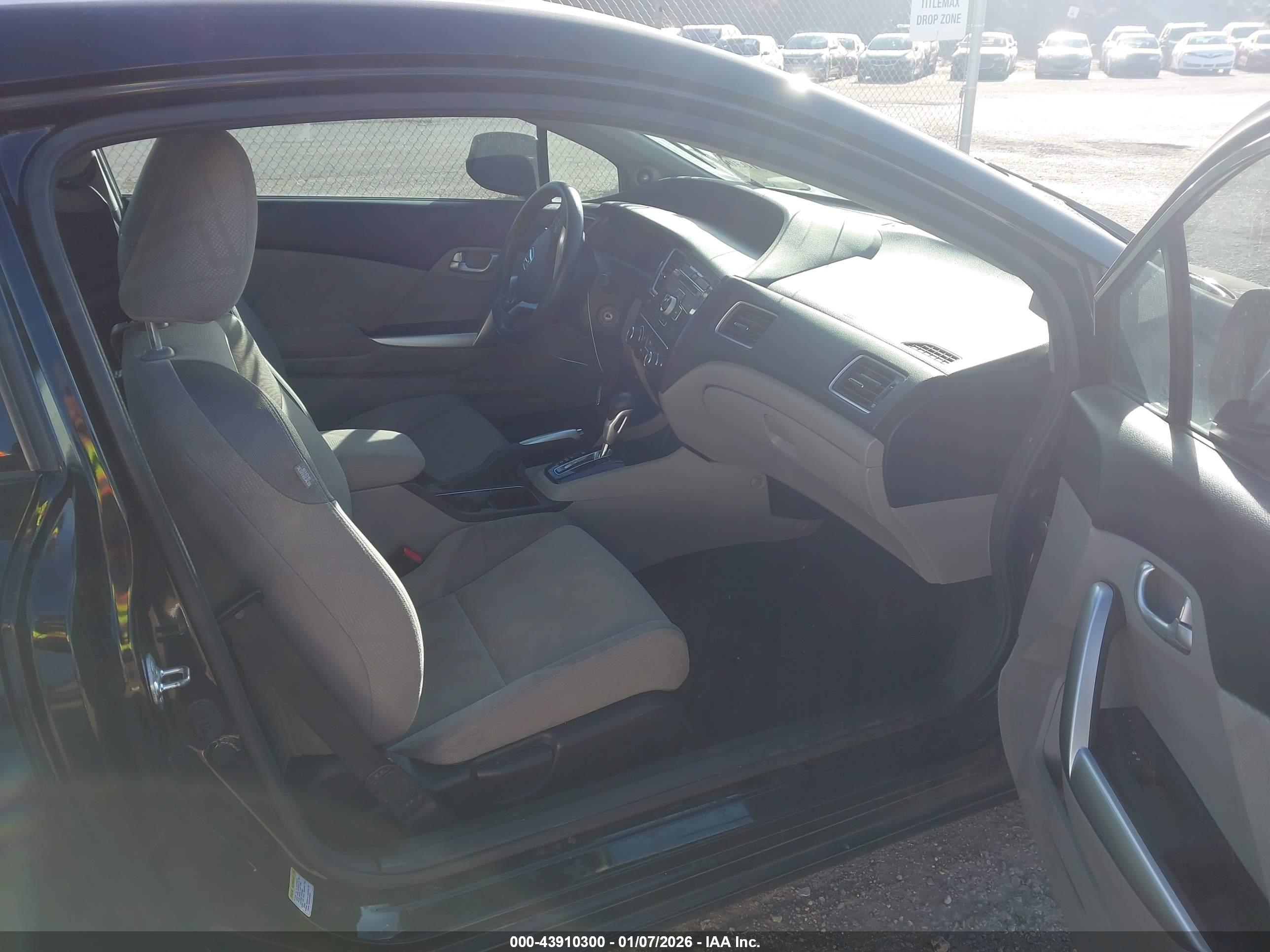 HONDA CIVIC image 5