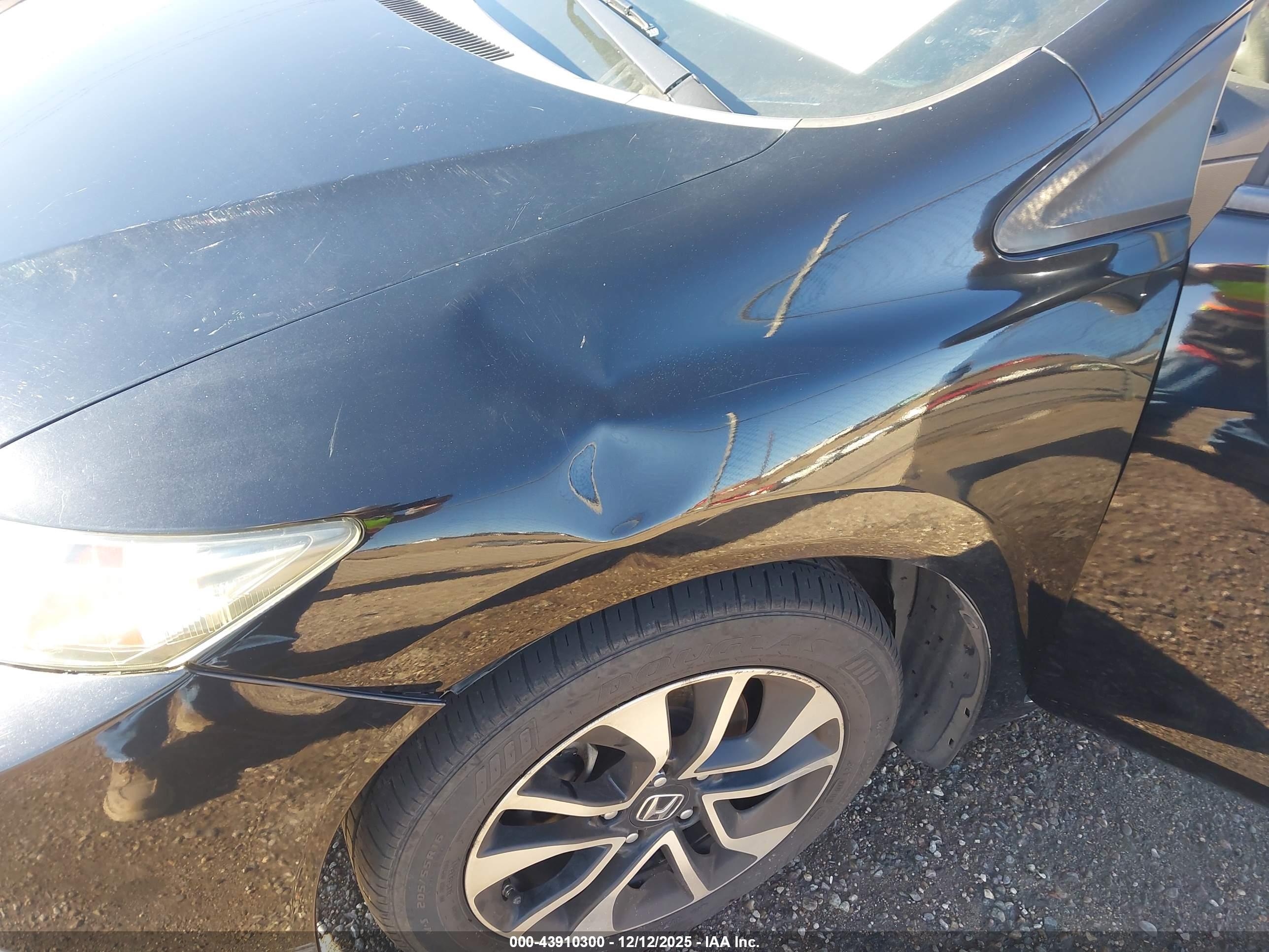 HONDA CIVIC image 6