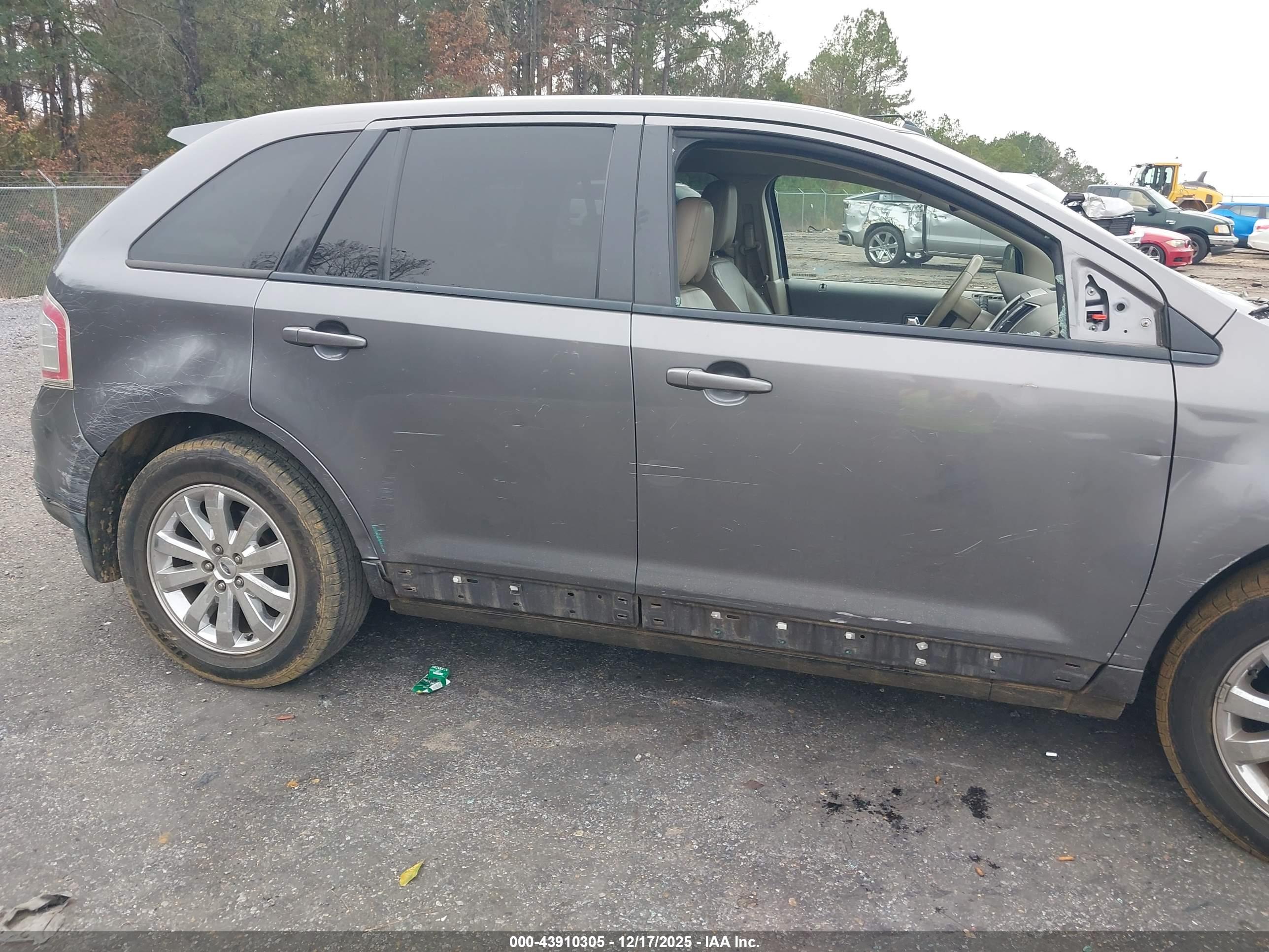 FORD EDGE image 6
