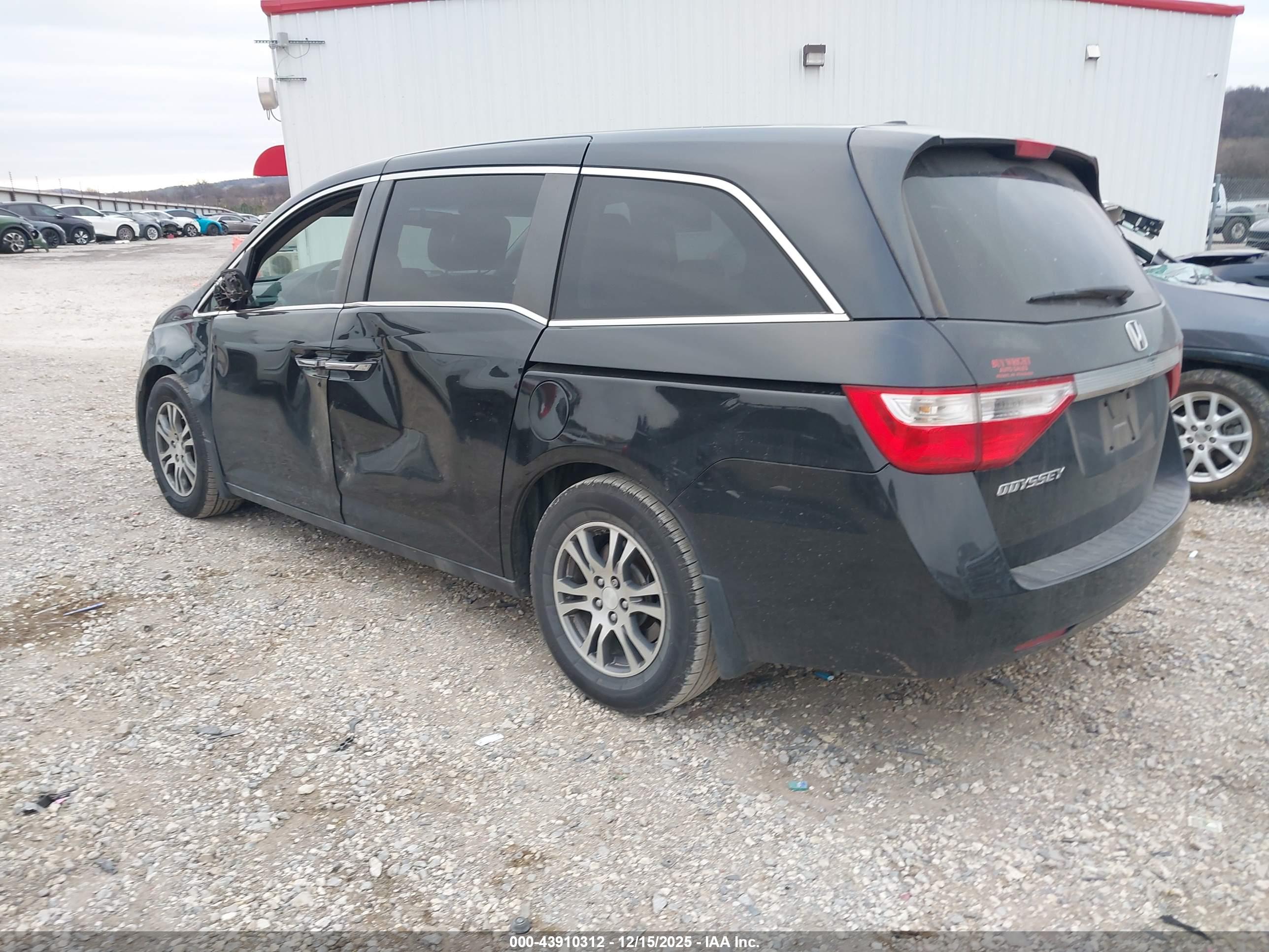 HONDA ODYSSEY image 3