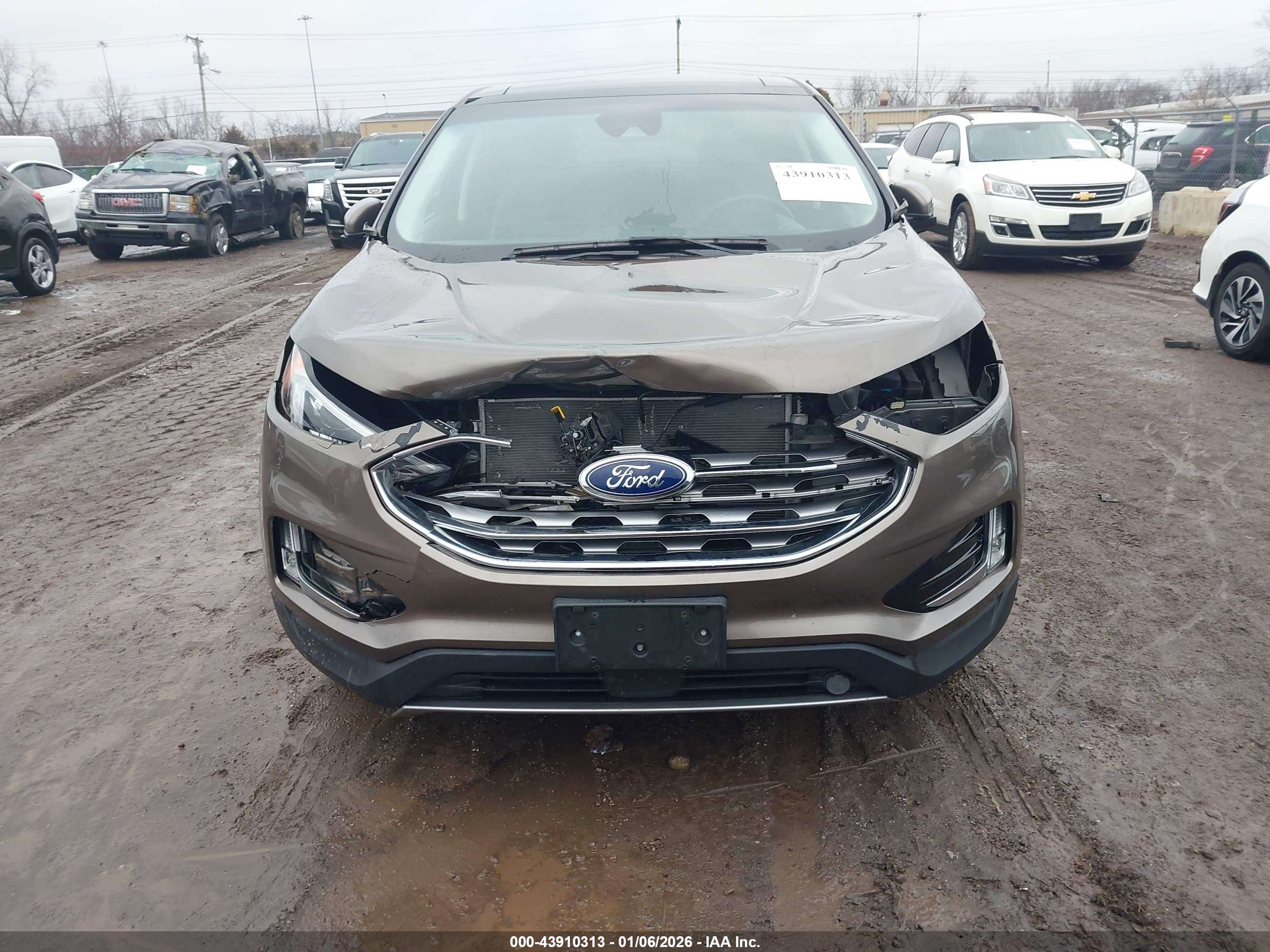 FORD EDGE image 6