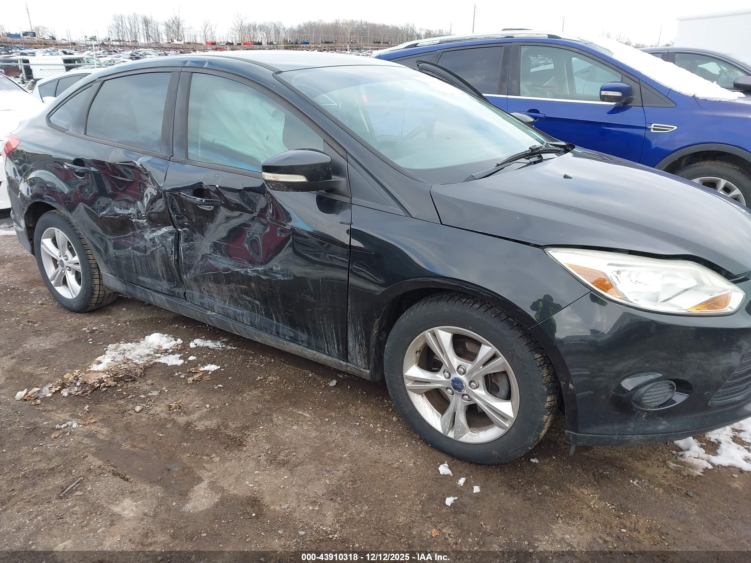 FORD FOCUS image 6