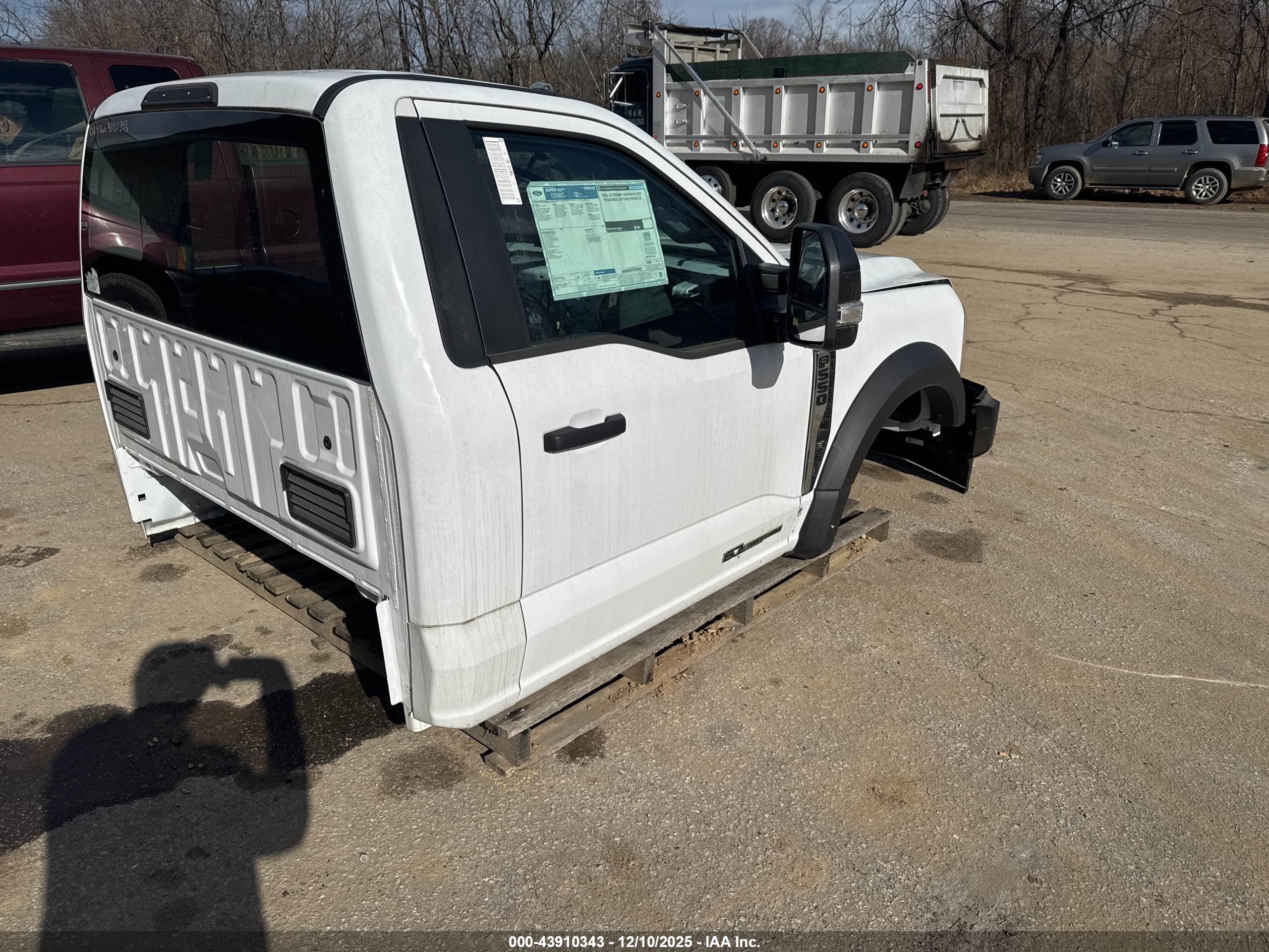 FORD F-550 image 4
