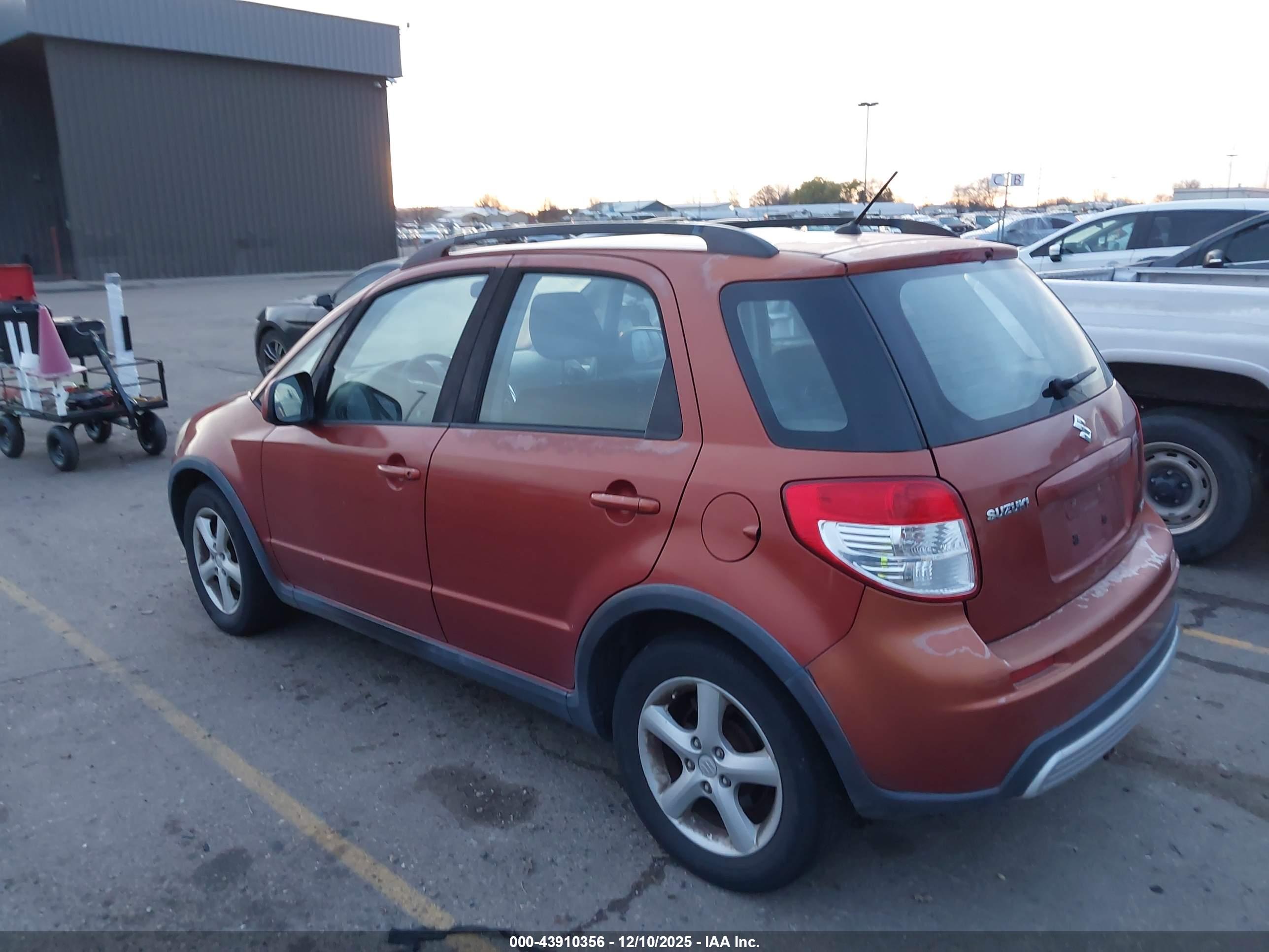 SUZUKI SX4 image 3