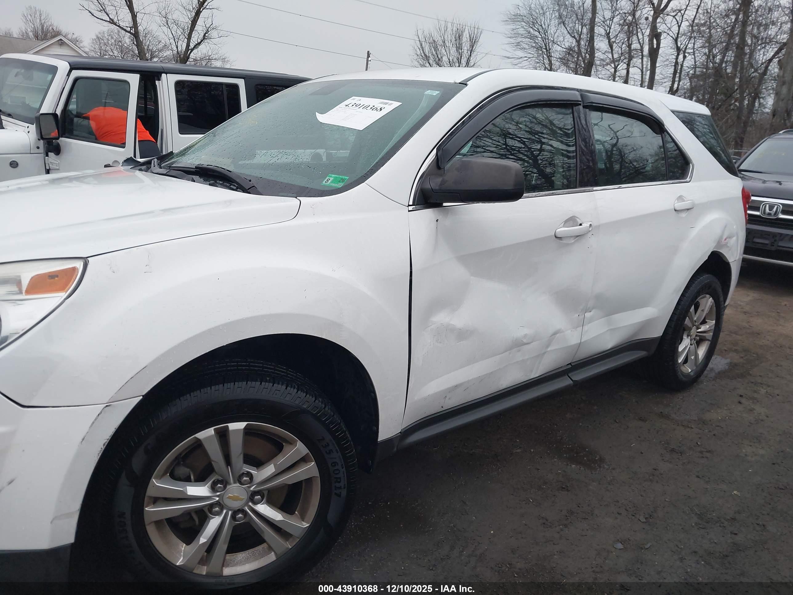 CHEVROLET EQUINOX image 6