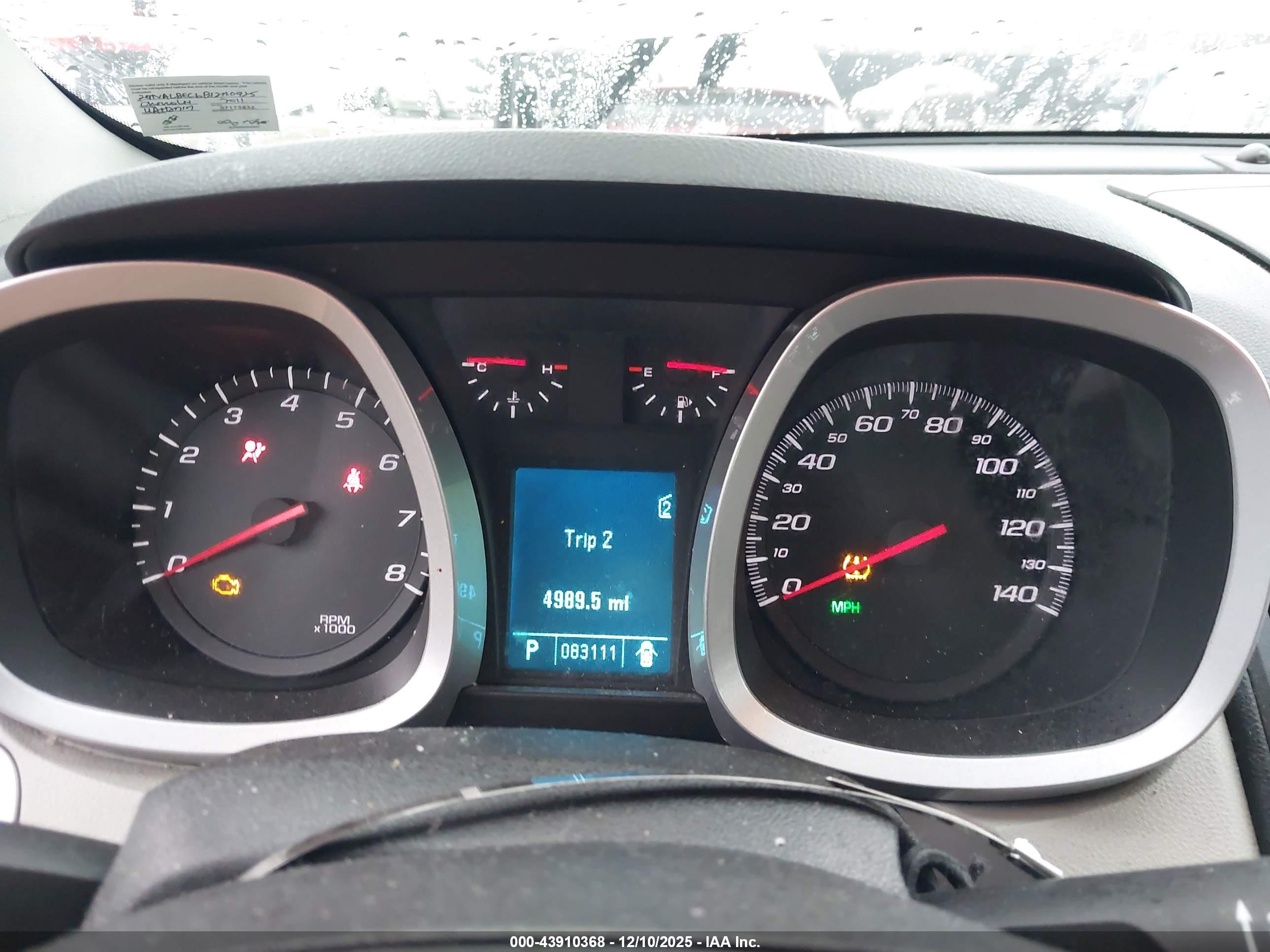 CHEVROLET EQUINOX image 7