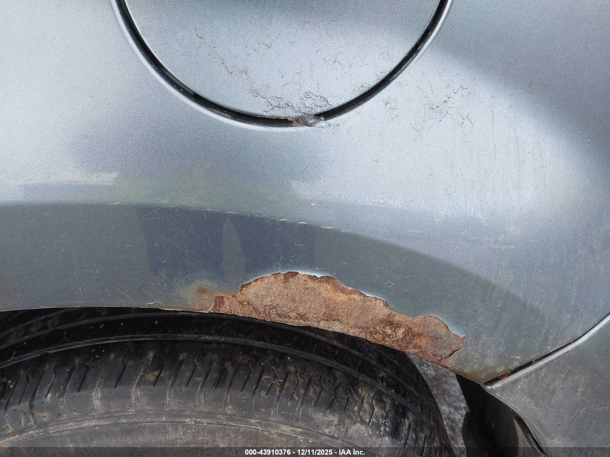 FORD ESCAPE image 6
