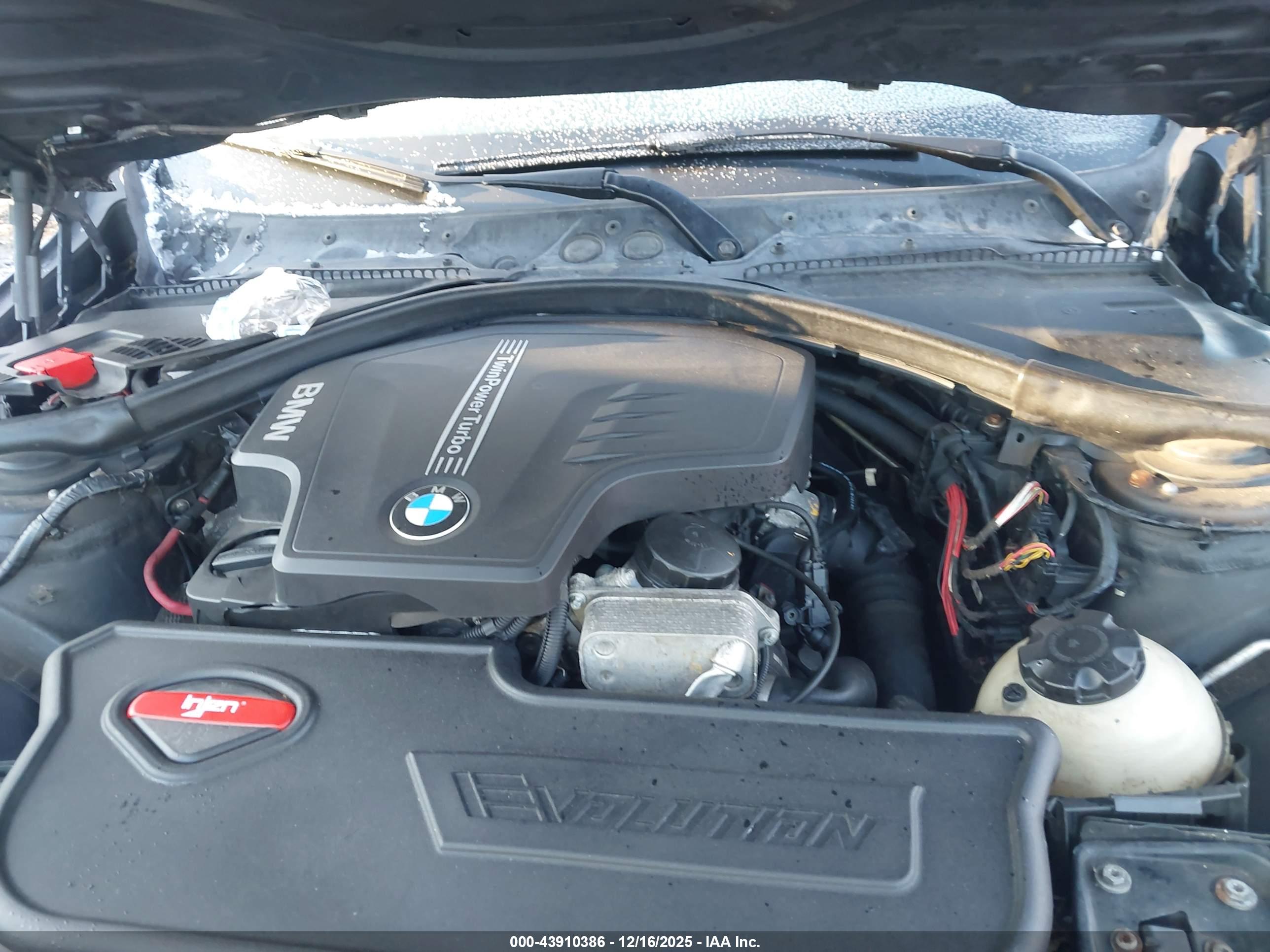 BMW 328I image 10
