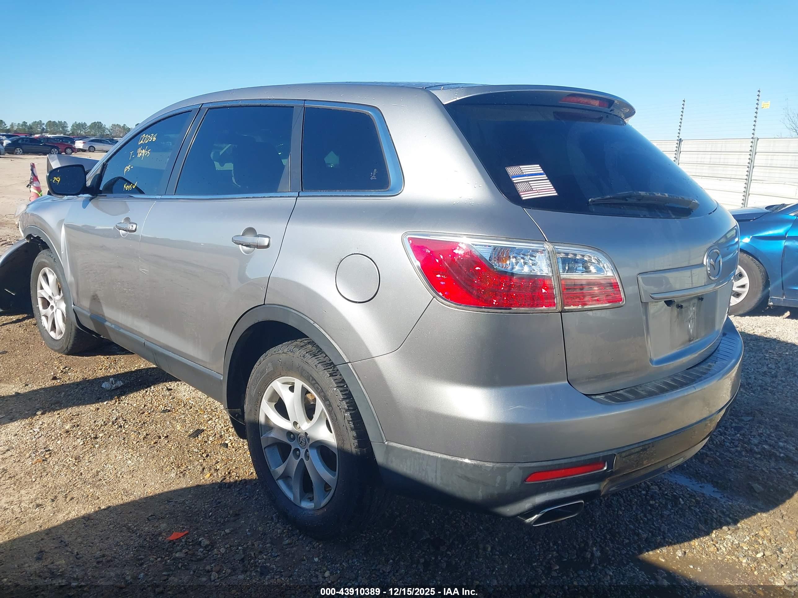 MAZDA CX-9 image 3