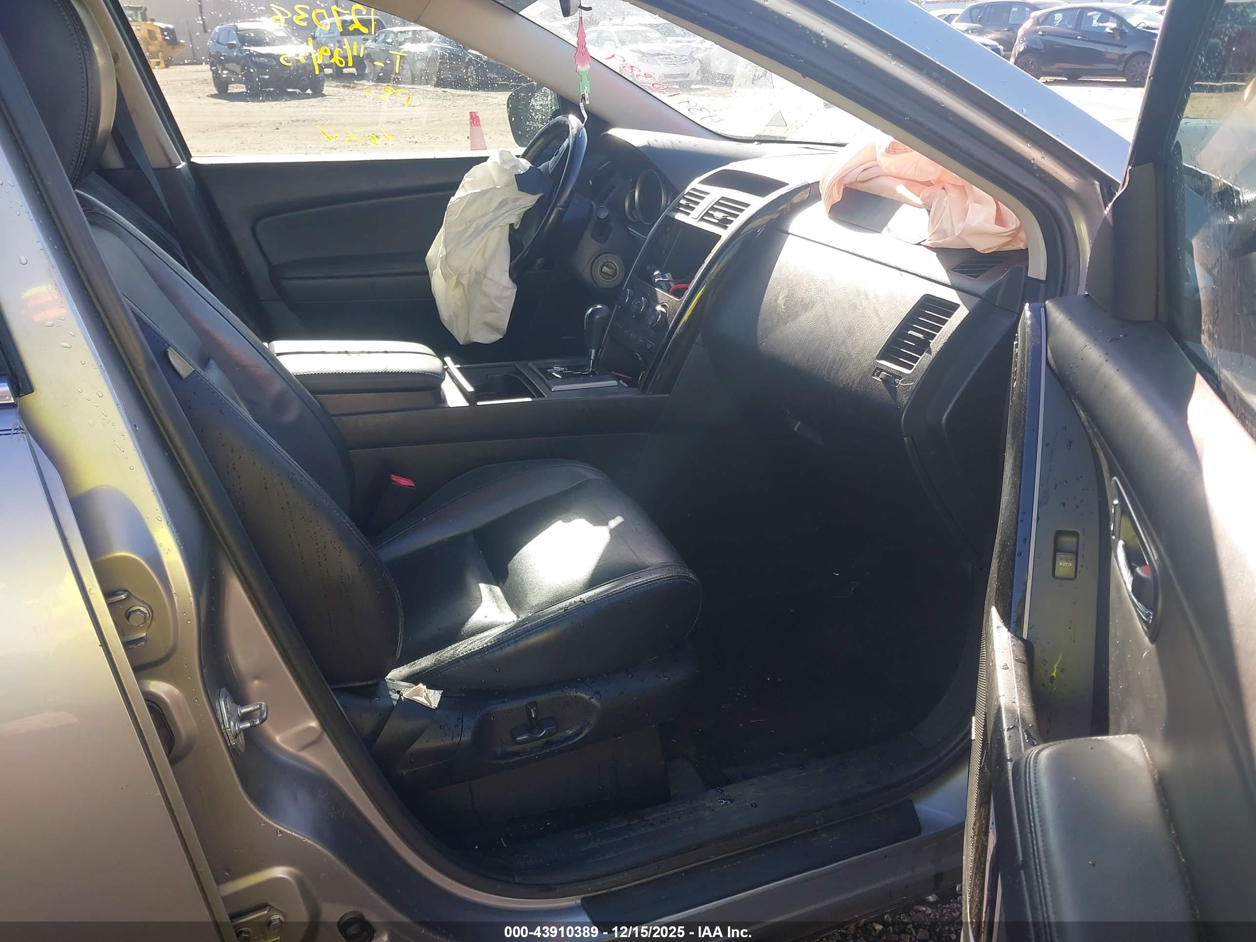 MAZDA CX-9 image 5