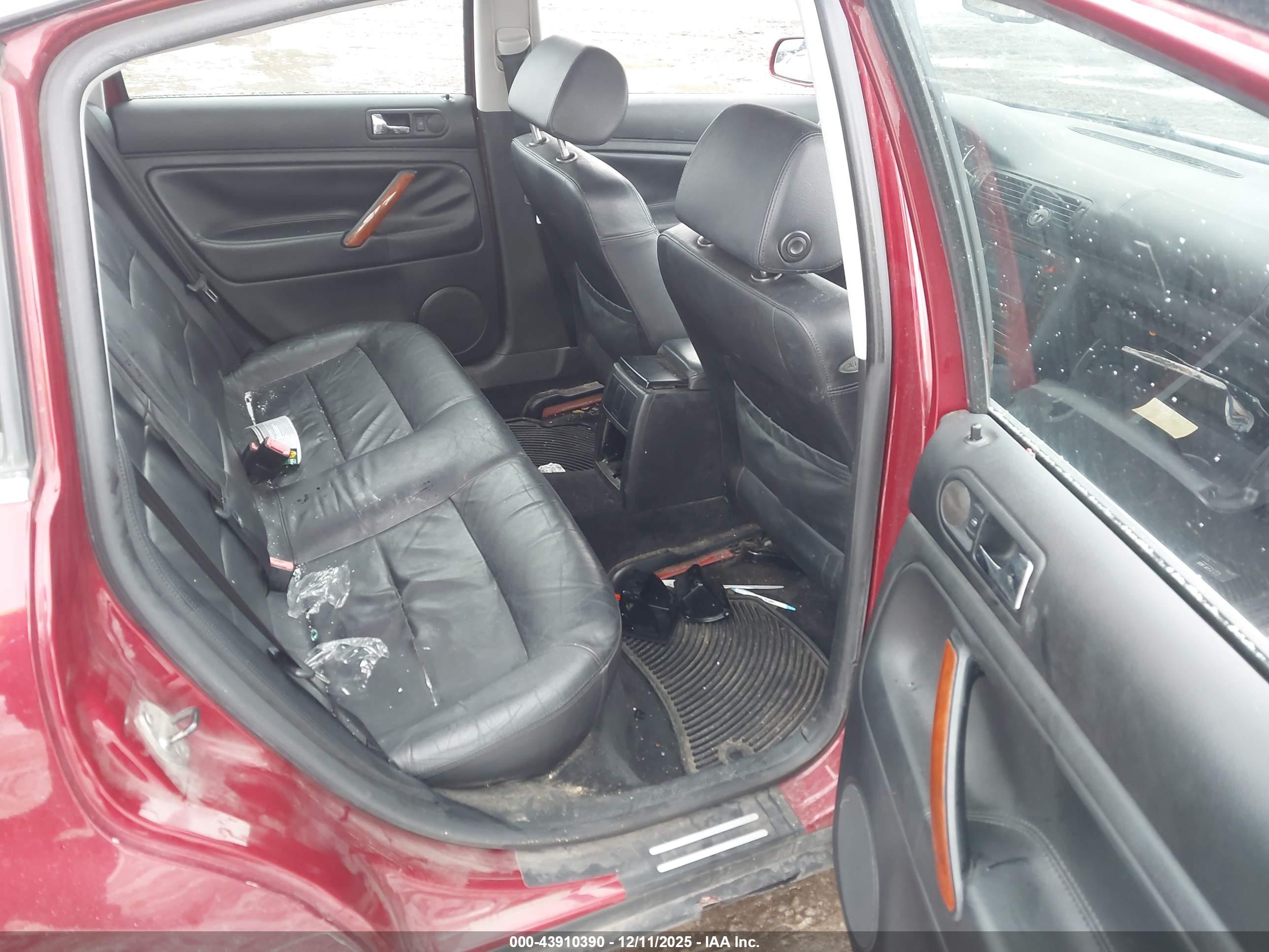 VOLKSWAGEN PASSAT image 8