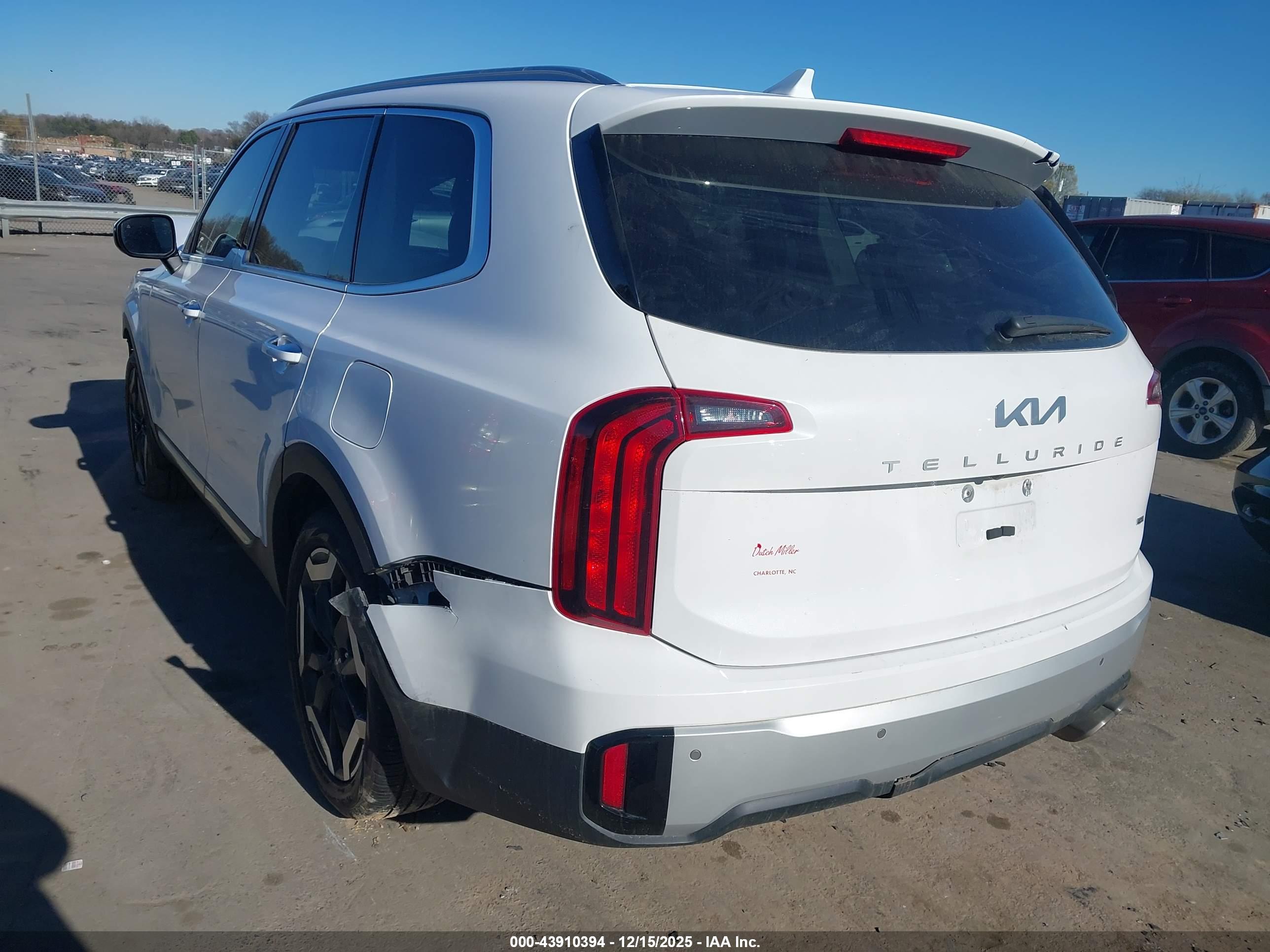 KIA TELLURIDE image 3