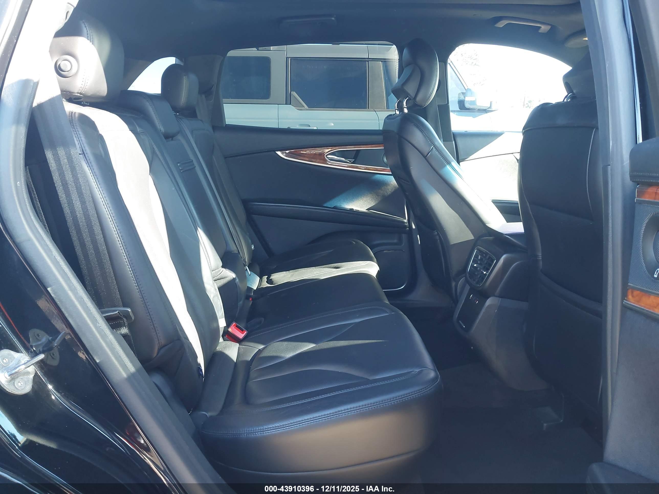 LINCOLN MKX image 8