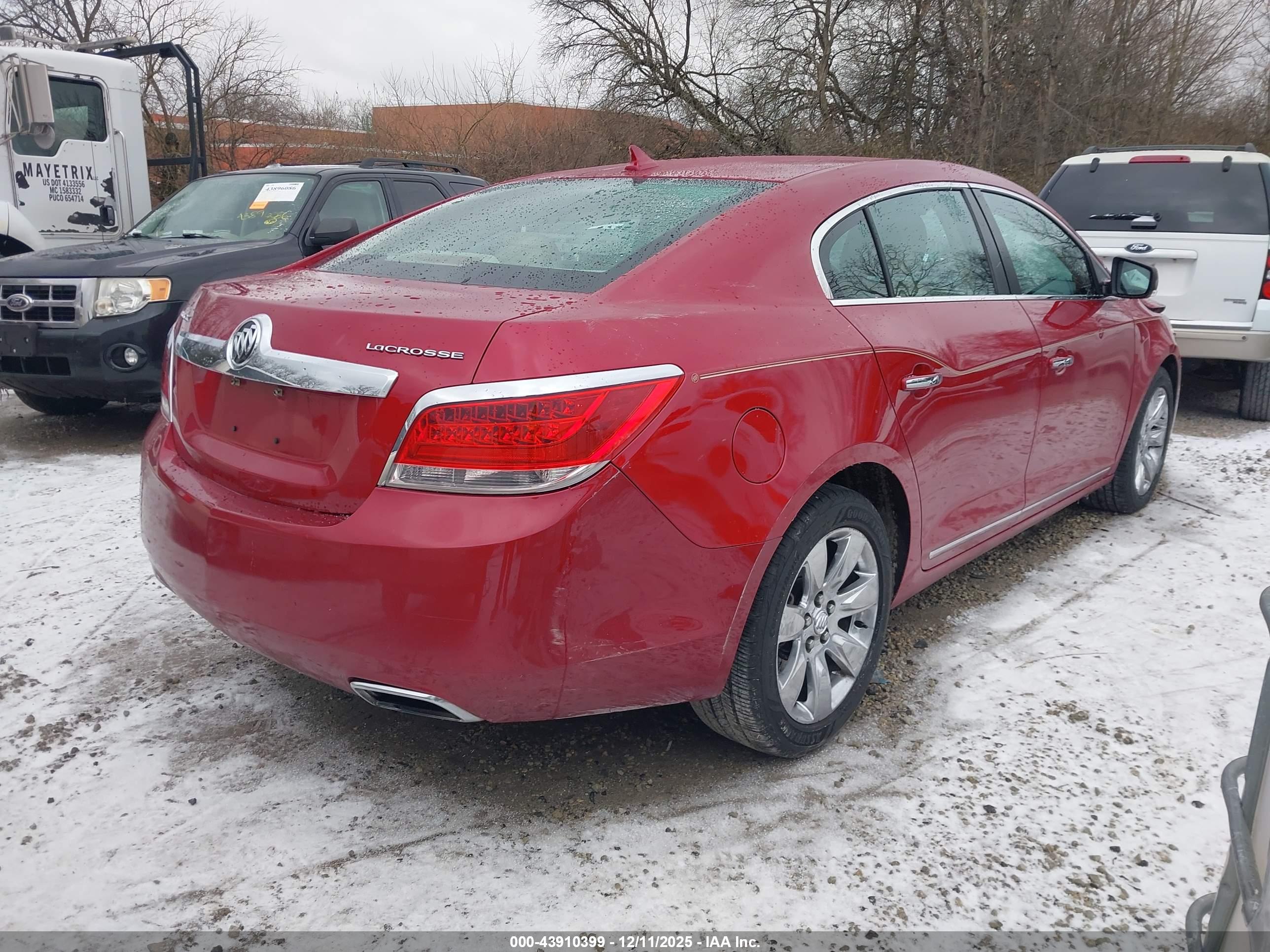 BUICK LACROSSE image 4