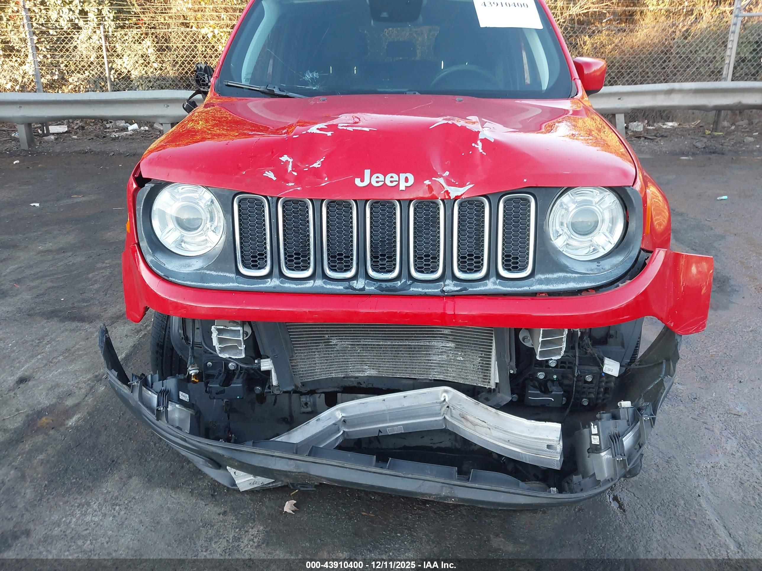 JEEP RENEGADE image 6