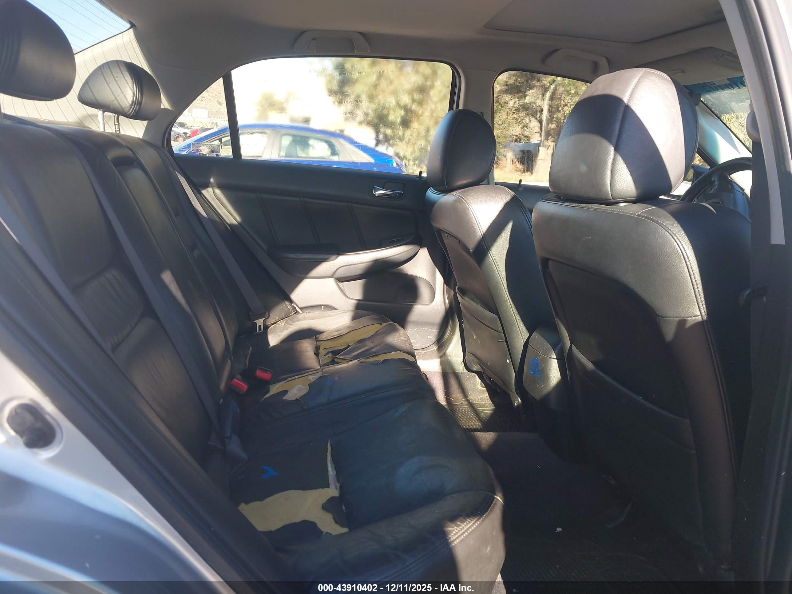 HONDA ACCORD image 8