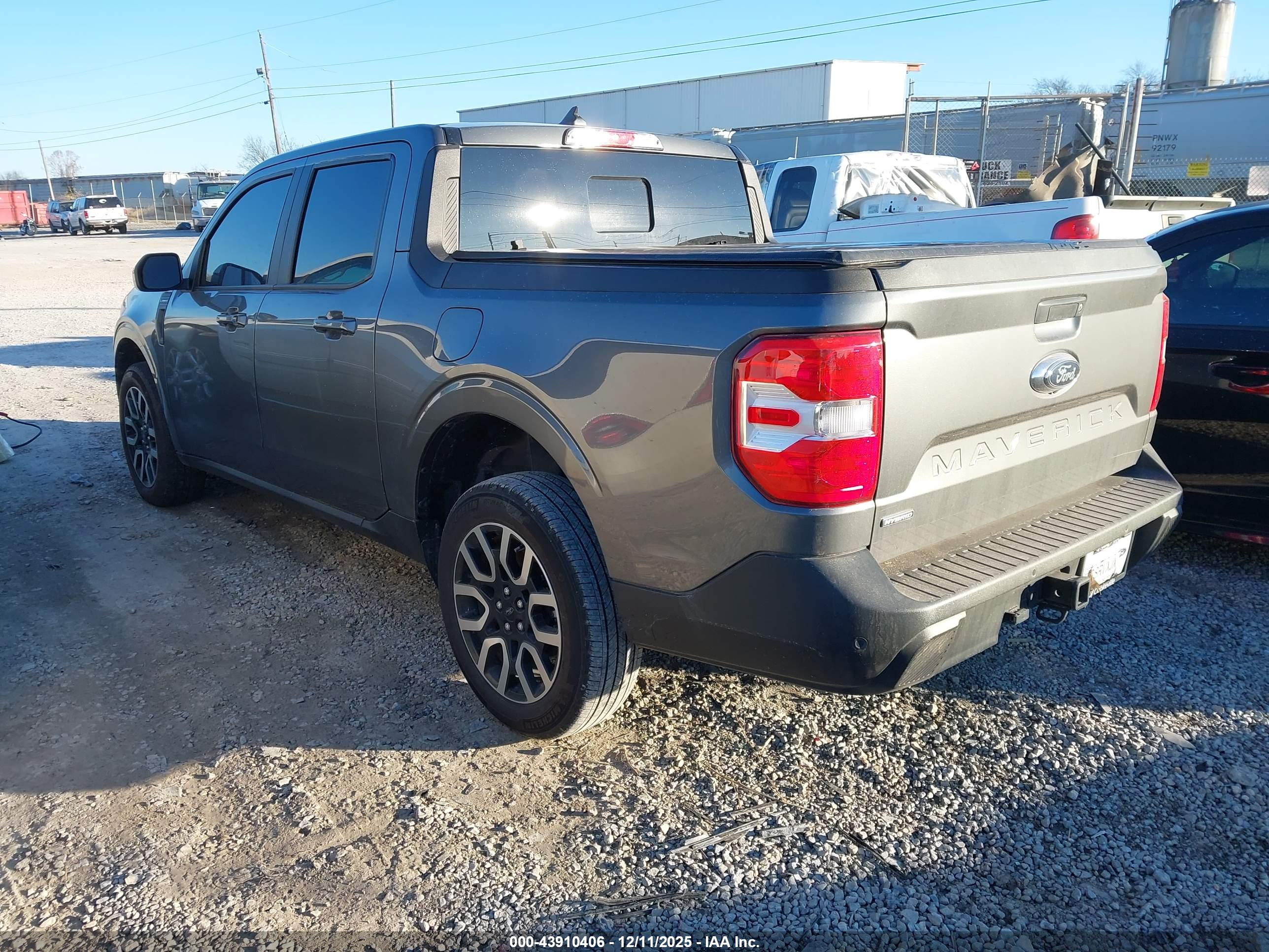 FORD MAVERICK image 3