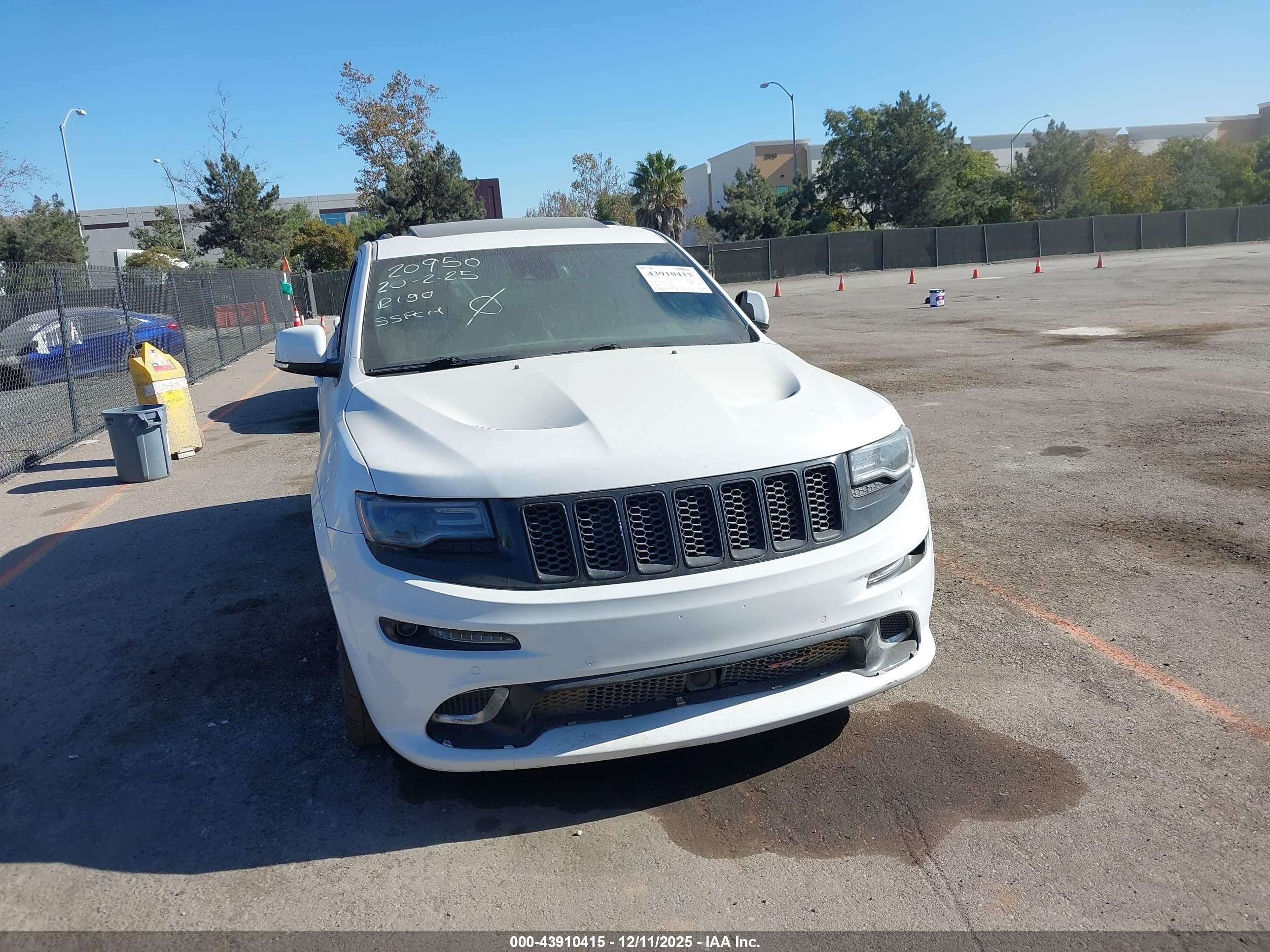 JEEP GRAND image 6
