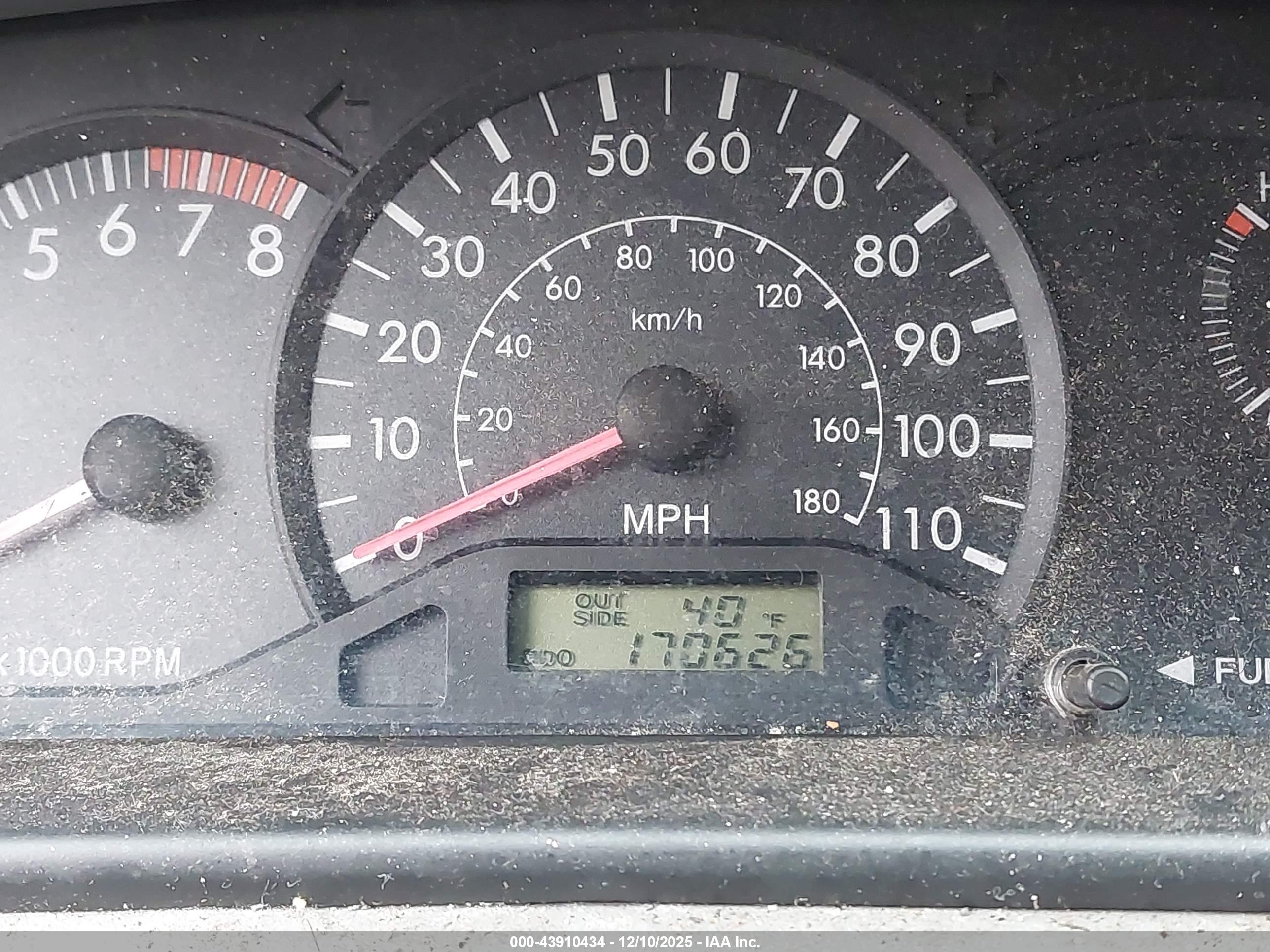 TOYOTA COROLLA image 7