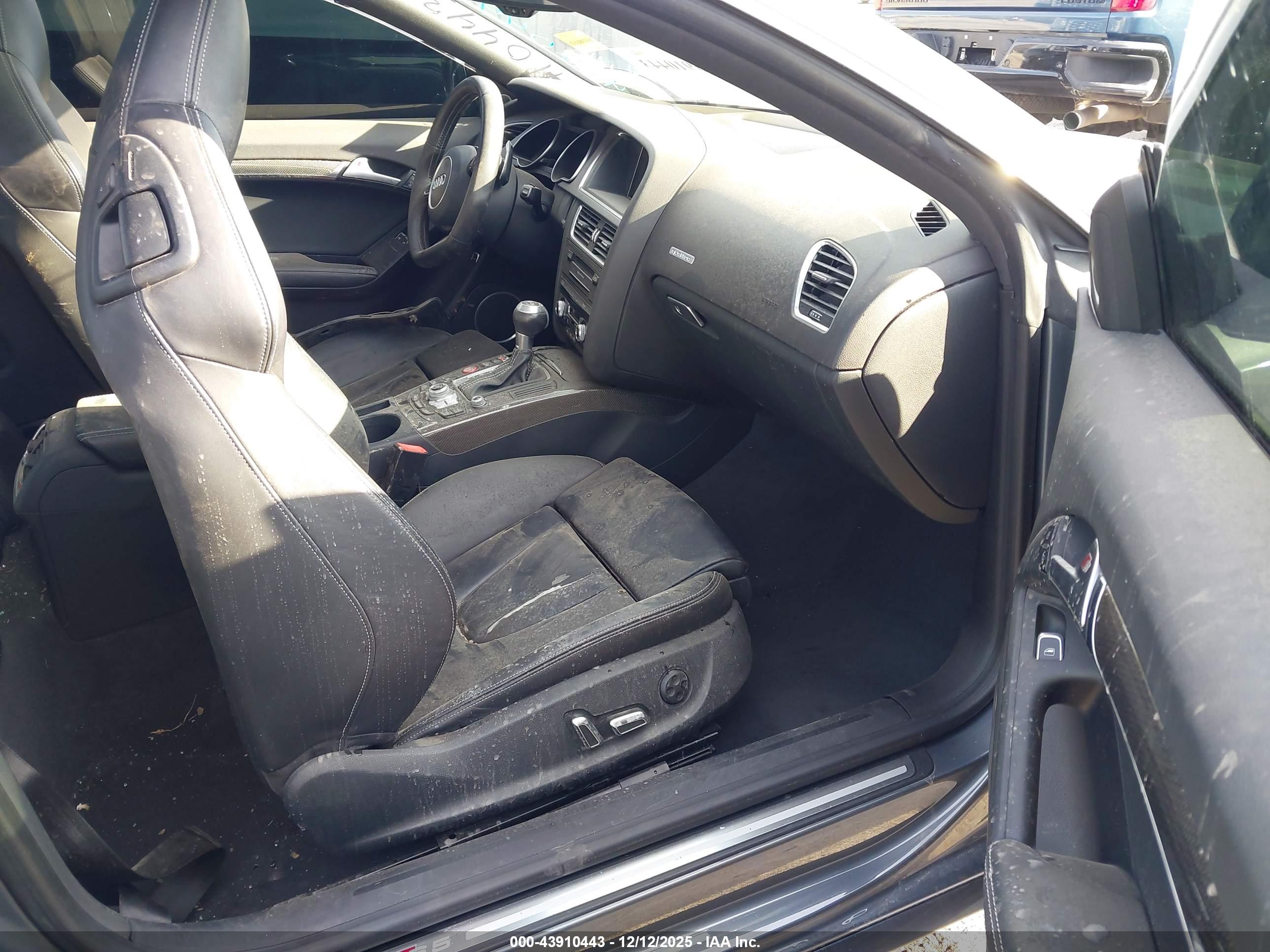 AUDI S5 image 5