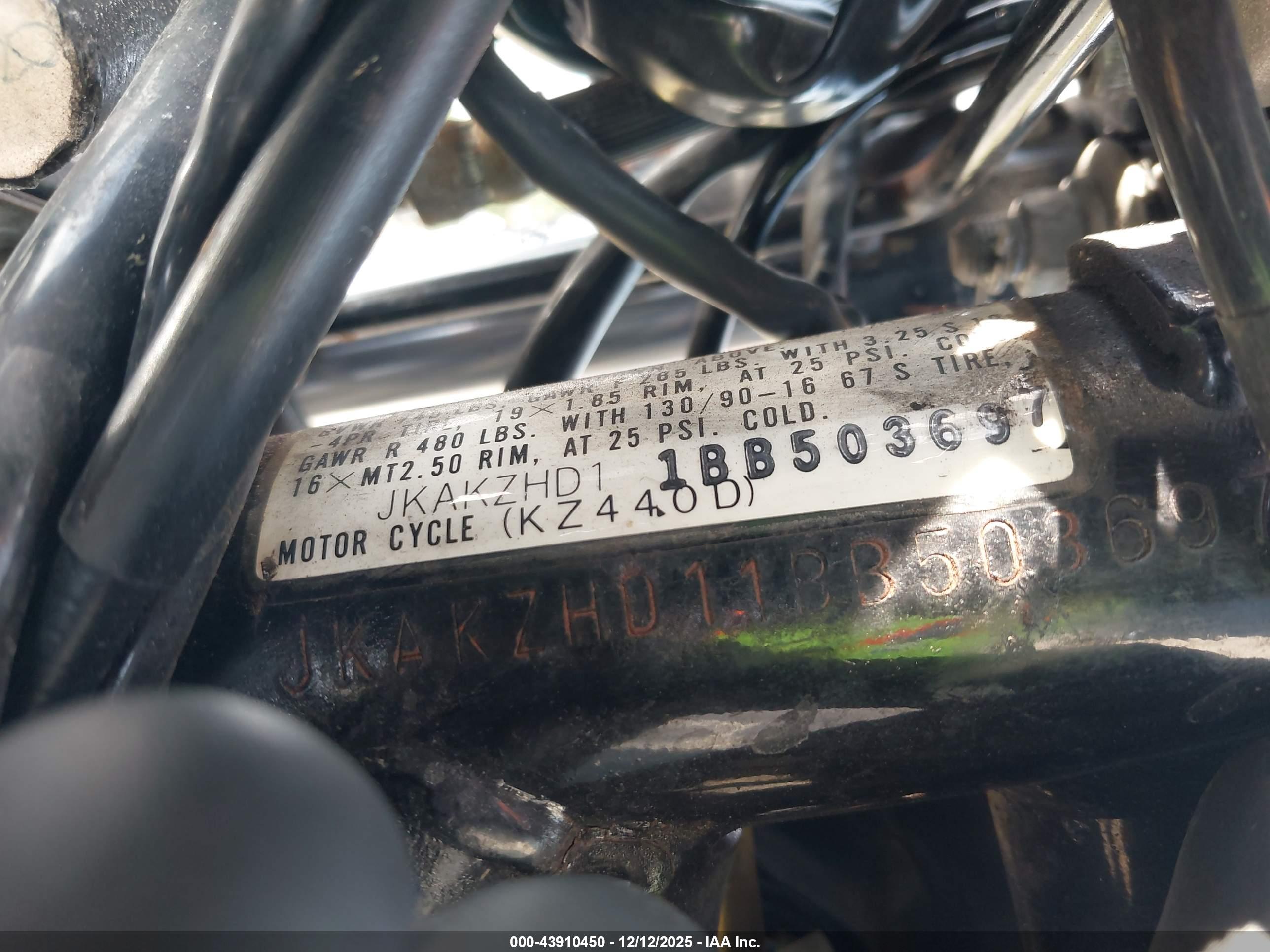 KAWASAKI KZ440 image 10