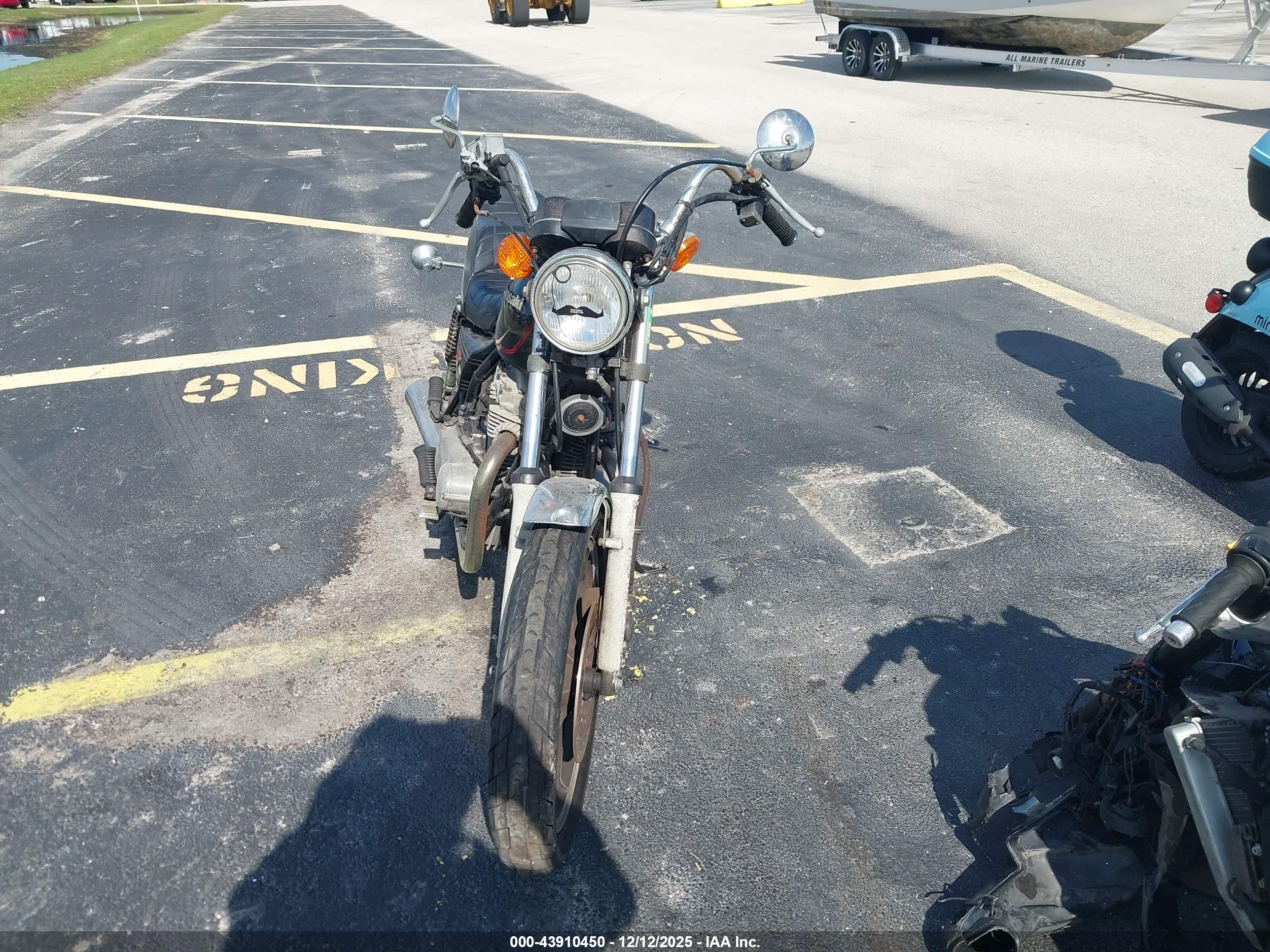 KAWASAKI KZ440 image 5